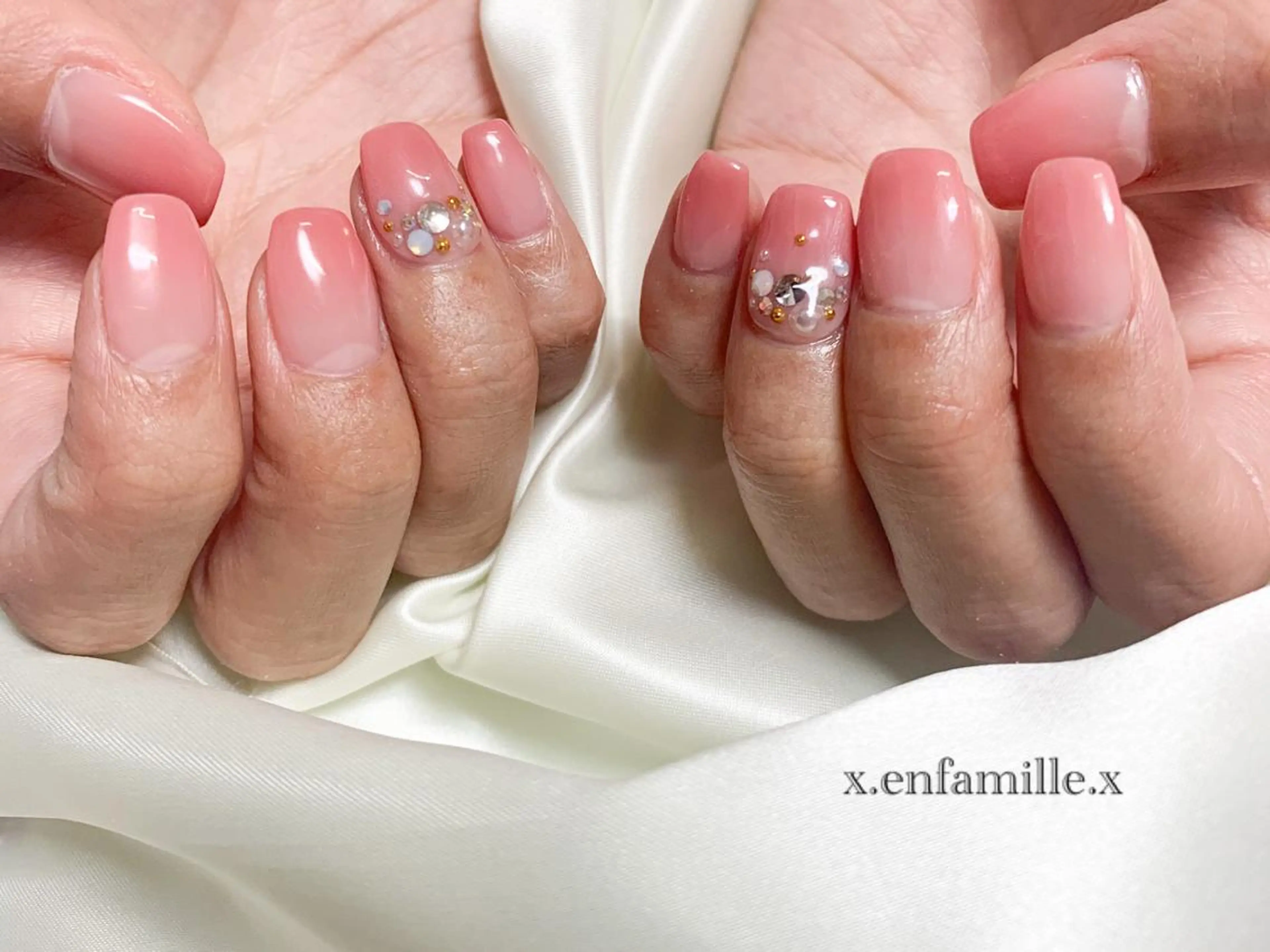 ネイル ハンドネイル nail salon en familleのネイルデザイン