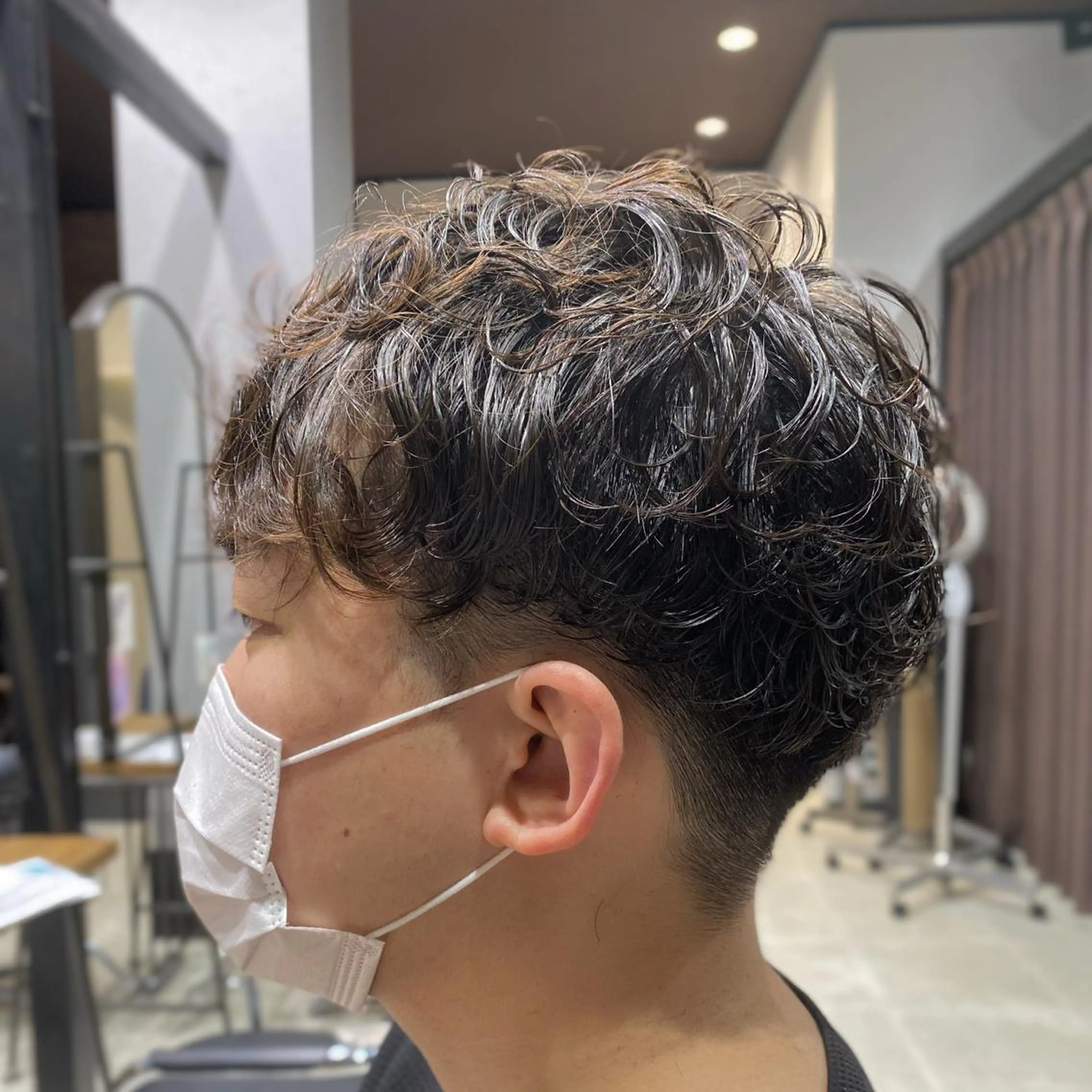 パーマ メンズ わたなべ りょうのヘアスタイル