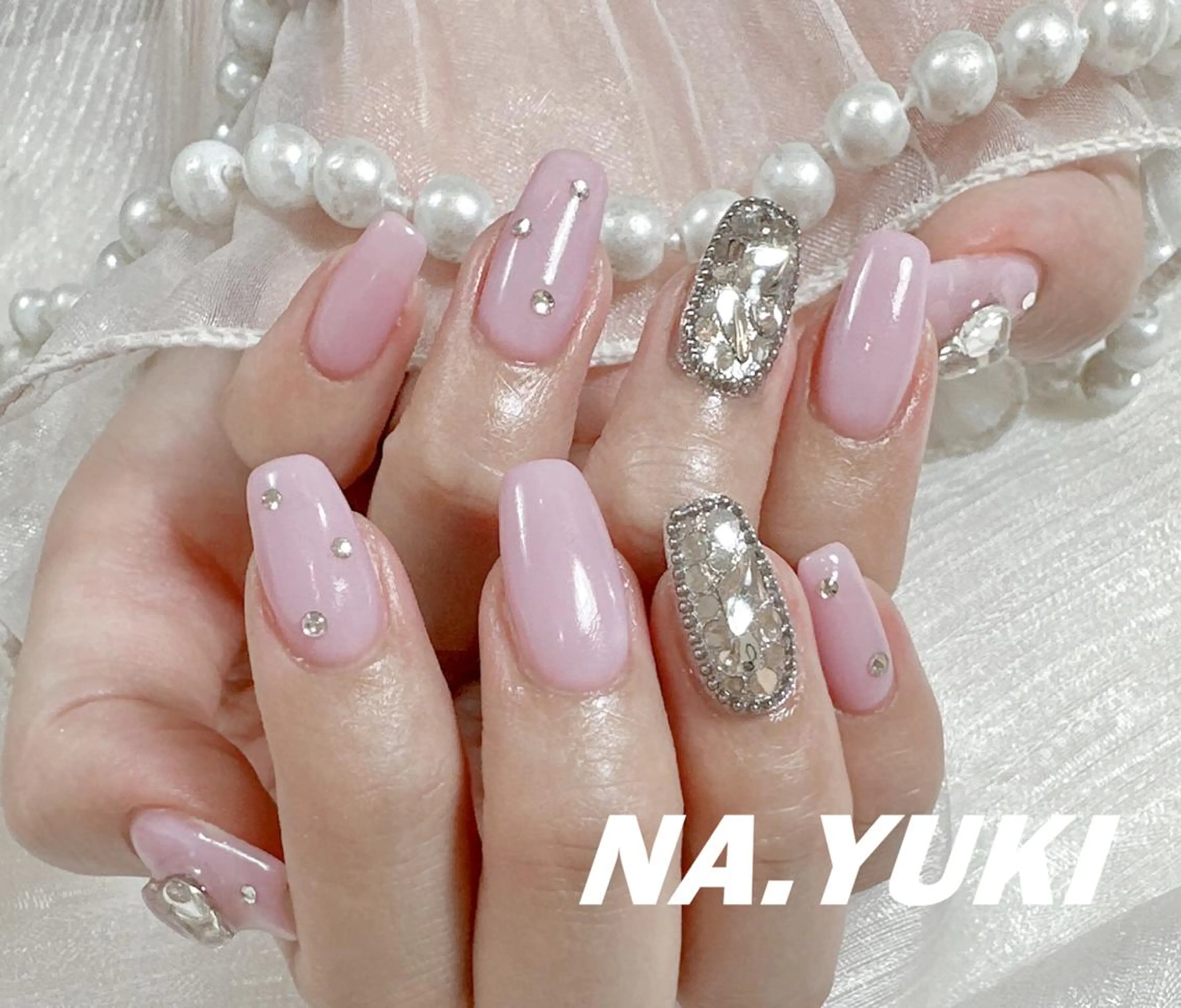 ネイル ハンドネイル ハンドケア 🌷 Mooning 🌷のネイルデザイン