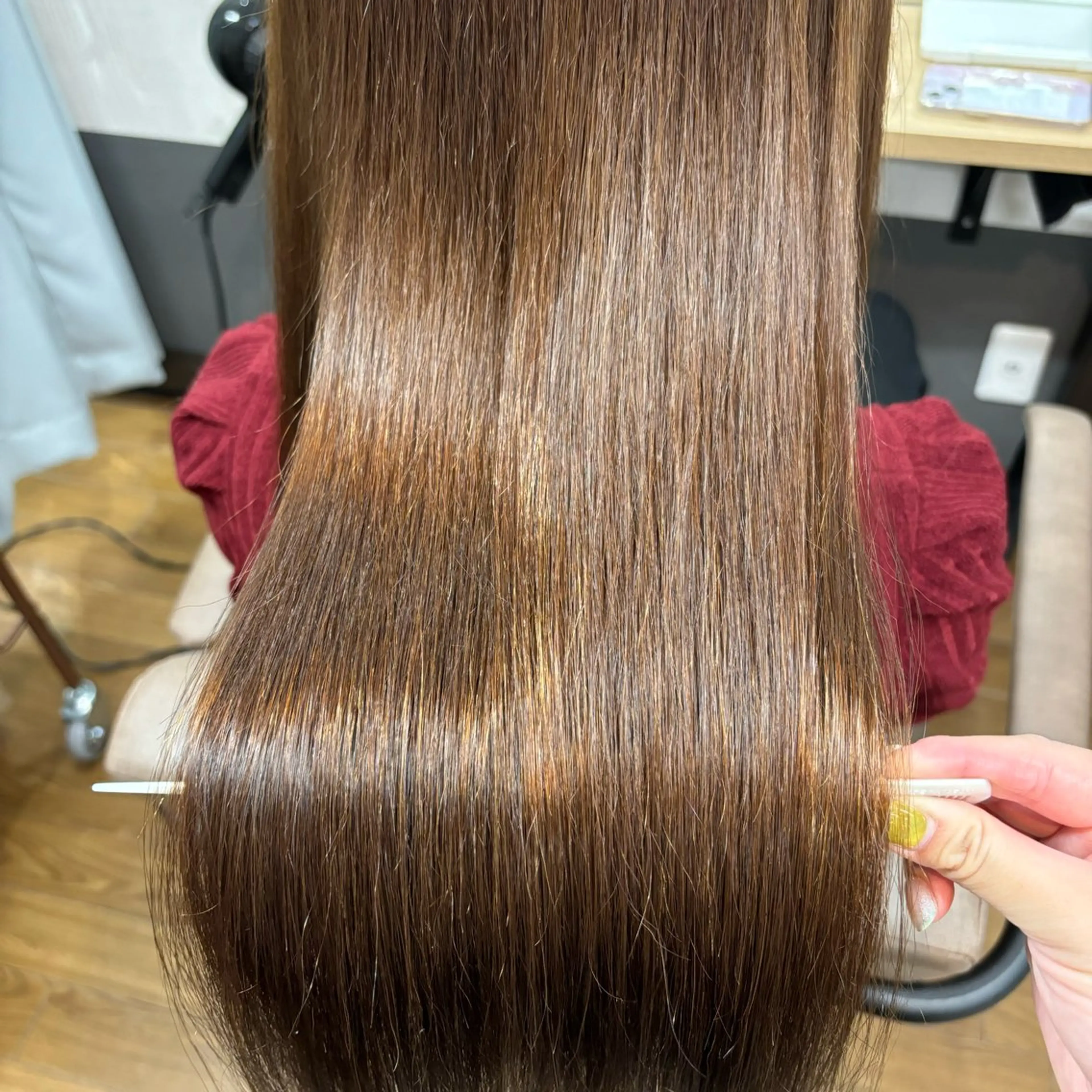 ロング カット 縮毛矯正 トリートメント 猪股 華乃のヘアスタイル