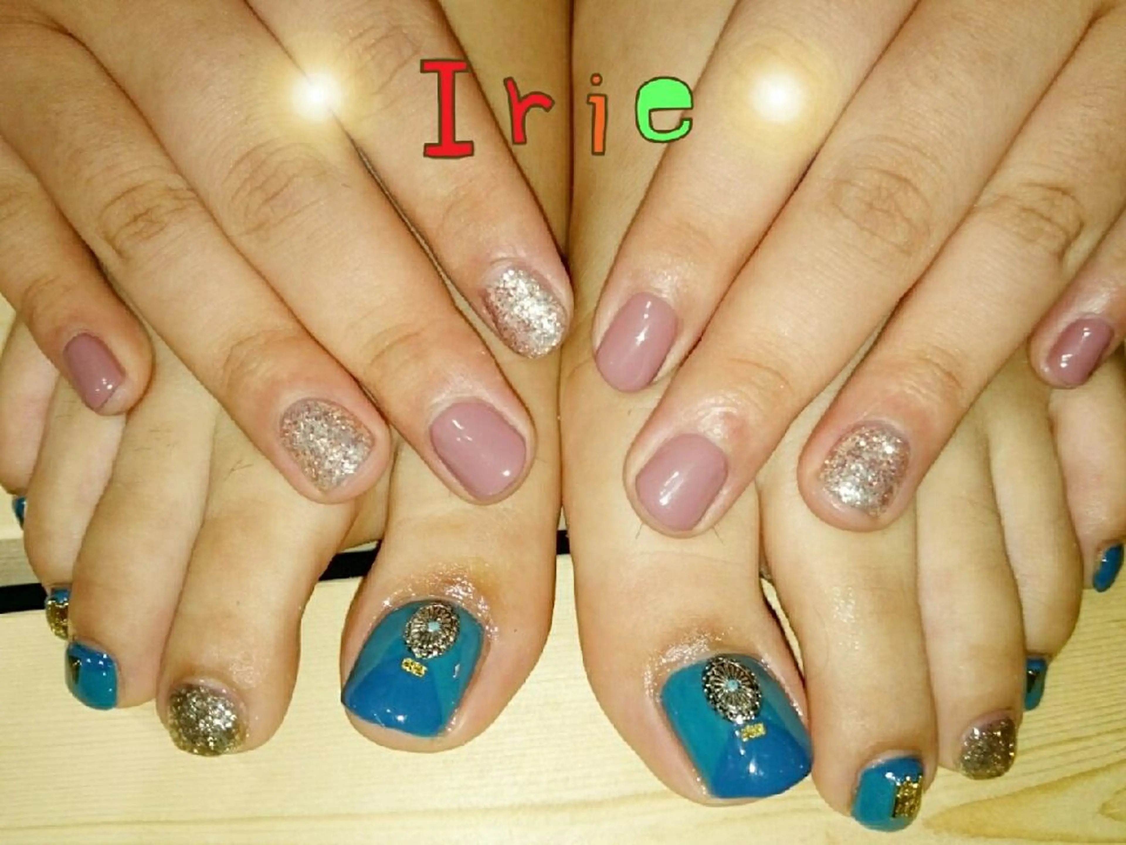 カラー パーマ ヘアアレンジ メンズ キッズ ネイル Hair salon Irie所属・與儀 知佳のネイルデザイン