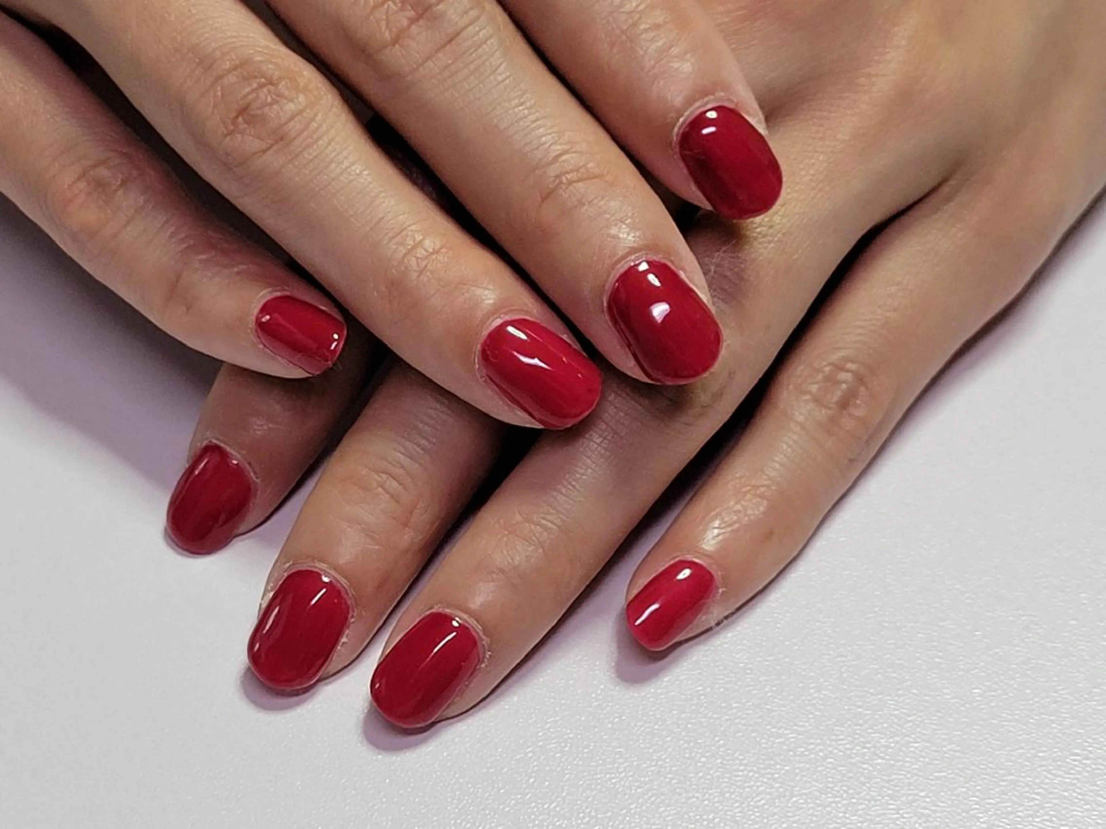 ネイル 赤色 Nails and  Beauty-Mのネイルデザイン