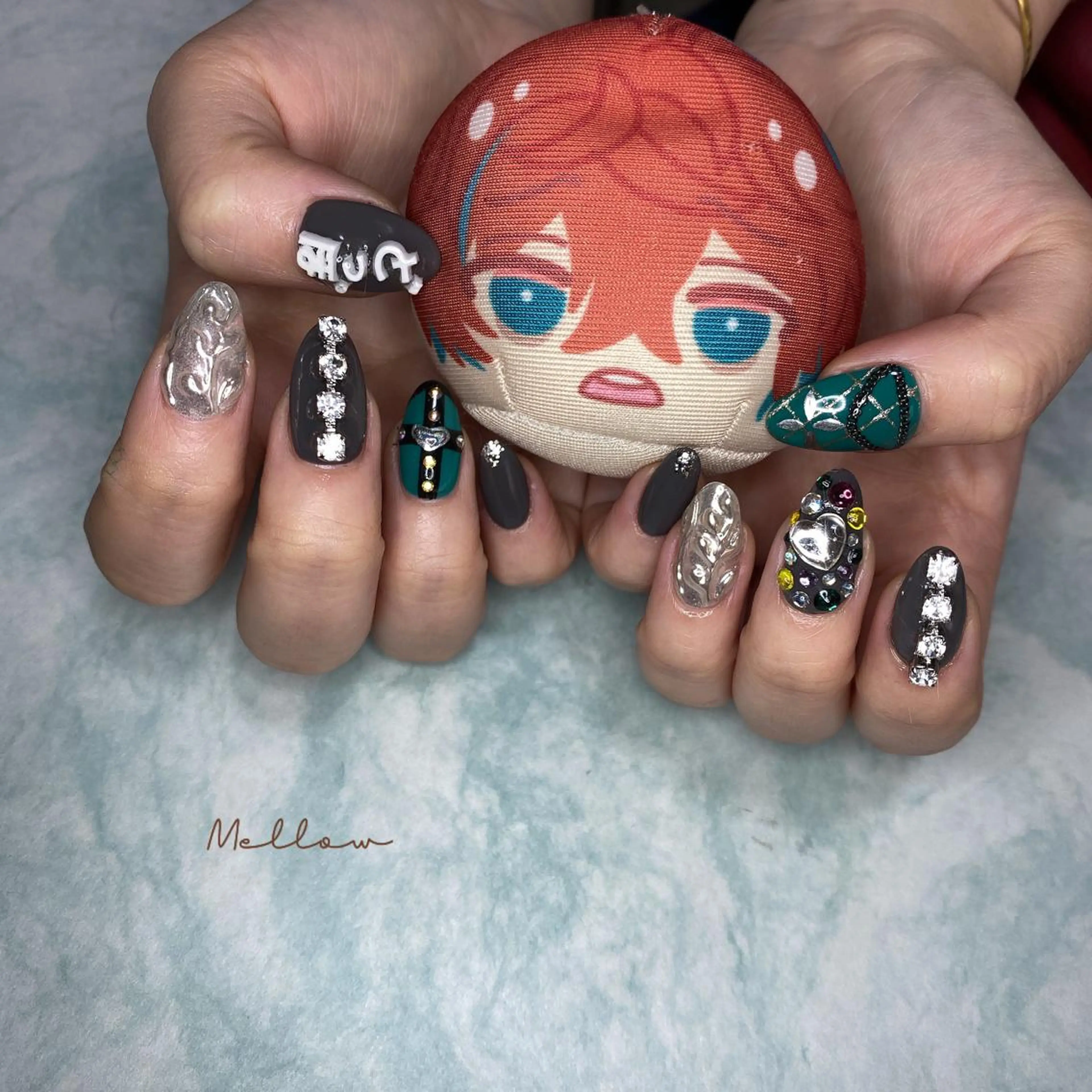 ネイル mayu 𓃠のネイルデザイン