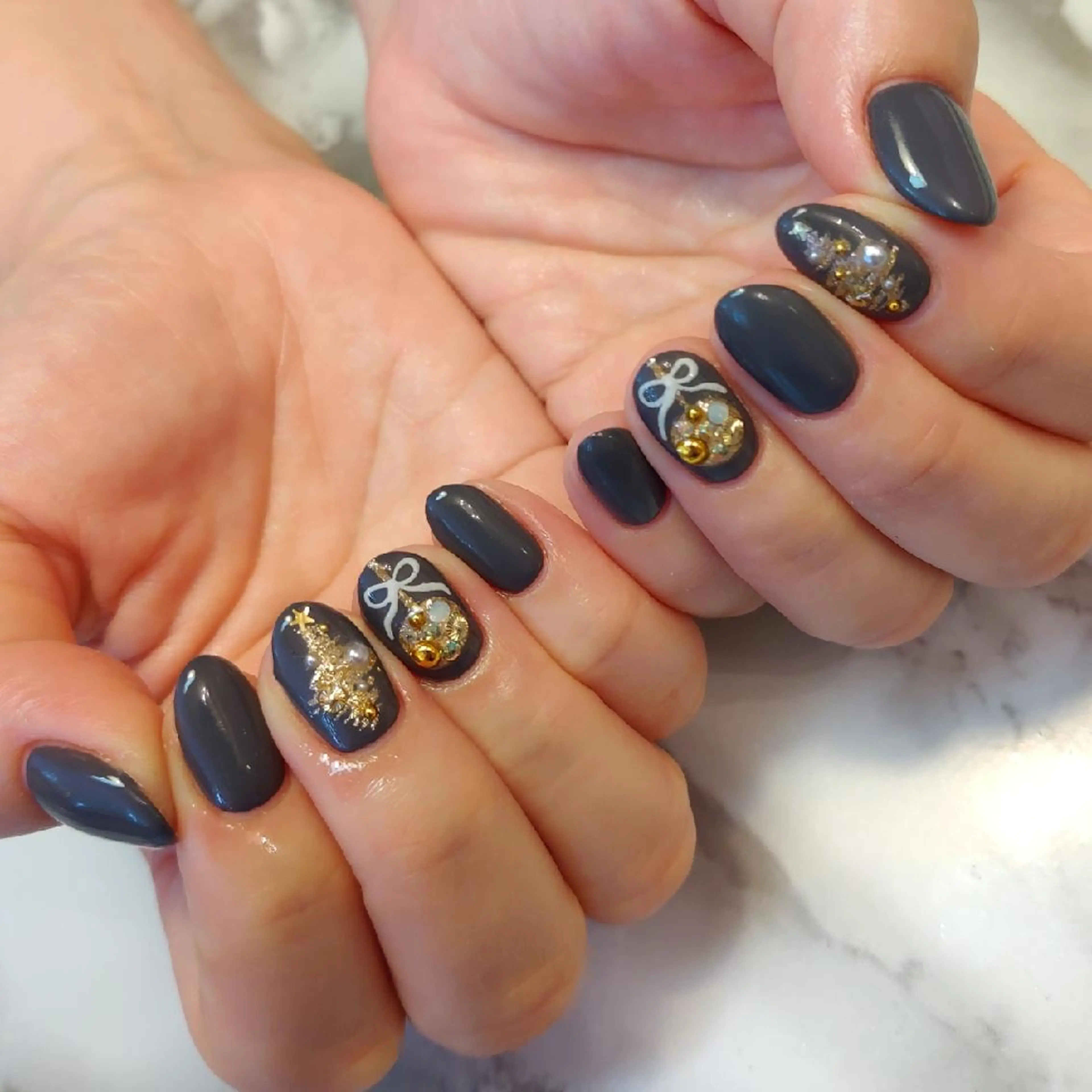 ネイル 冬ネイル クリスマス ジェヌインネイル 河内のネイルデザイン