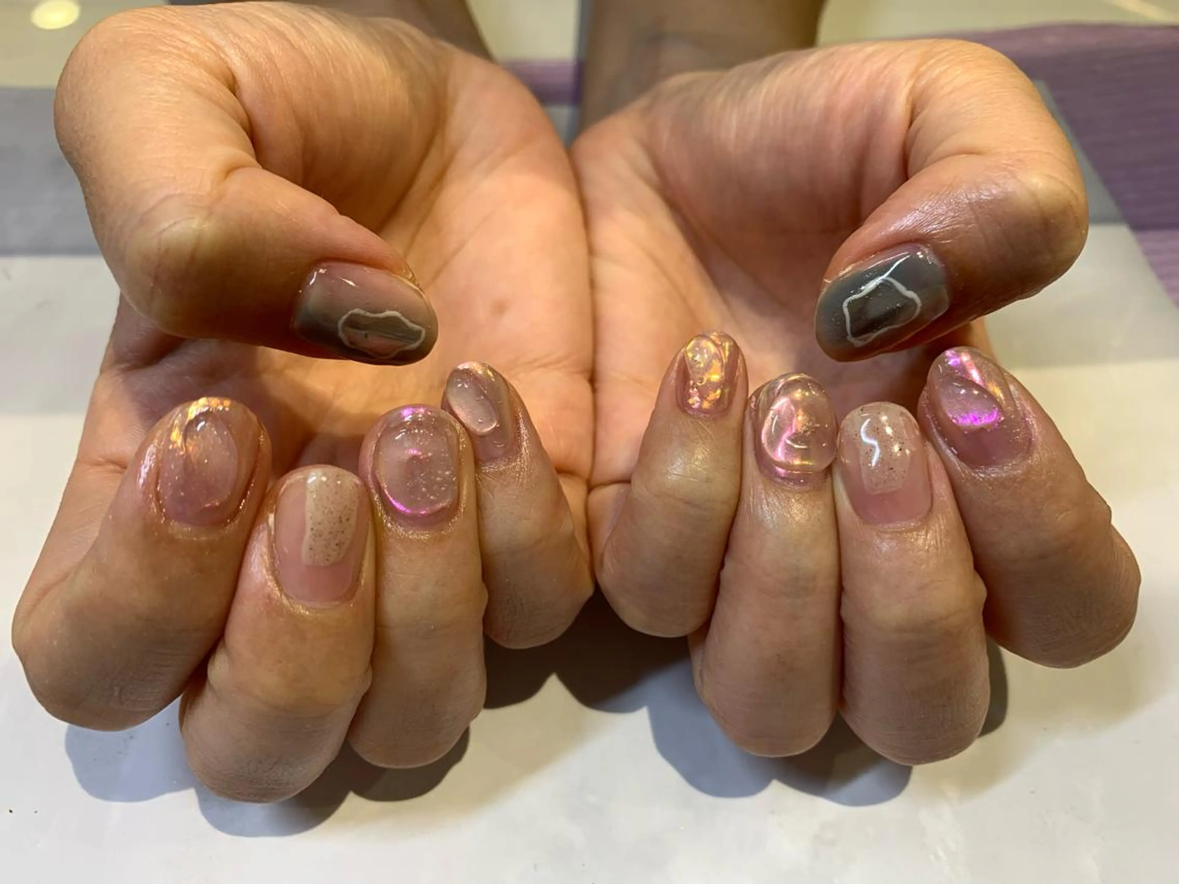 ネイル クリアネイル マキノ ユイのネイルデザイン