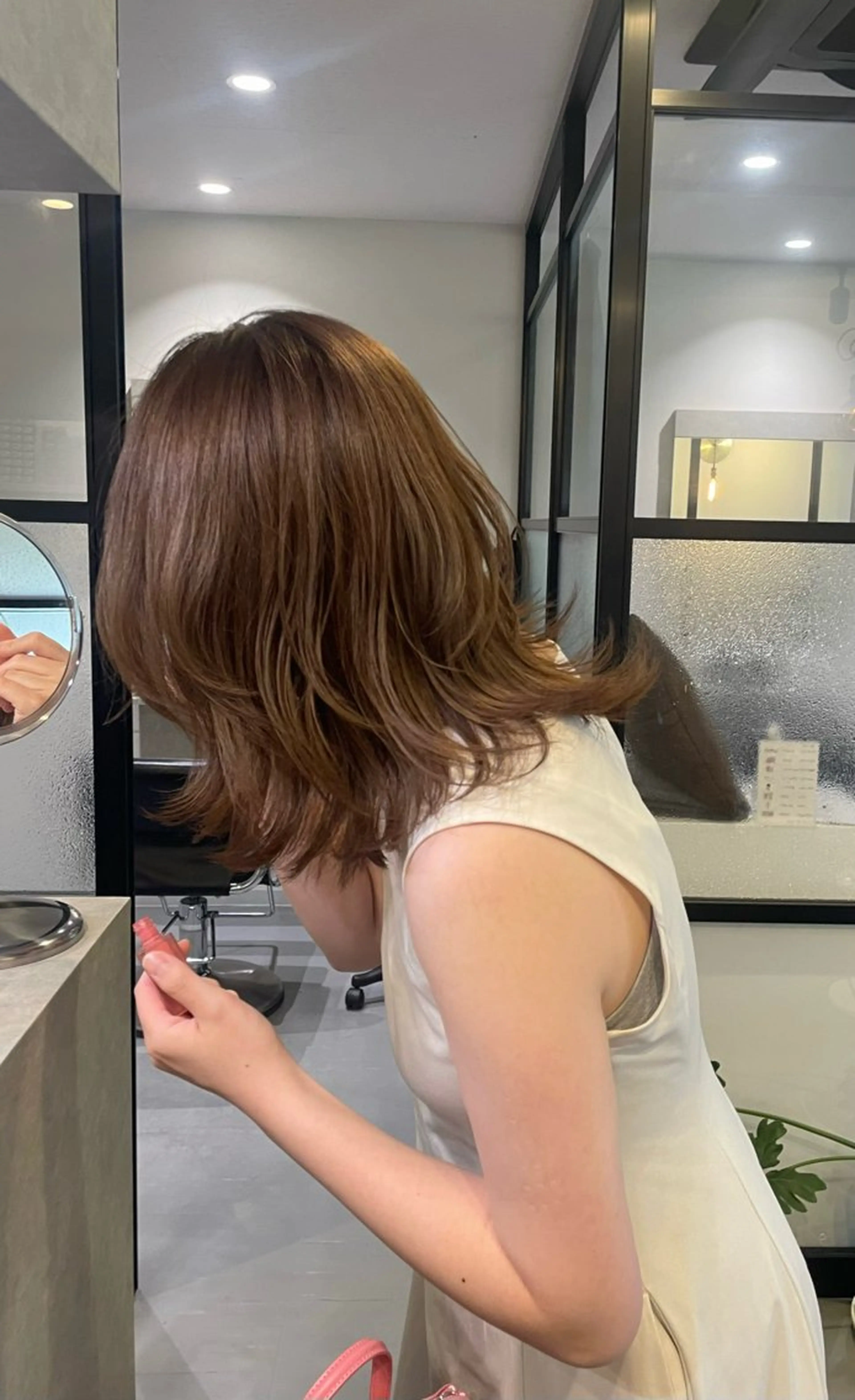 ミディアム カラー ヘアアレンジ ブリーチ ケアブリーチ 透明感カラー ダブルカラー ハイライトカラー カット ヘアカラー トリートメント ヨシムラ リオのヘアスタイル