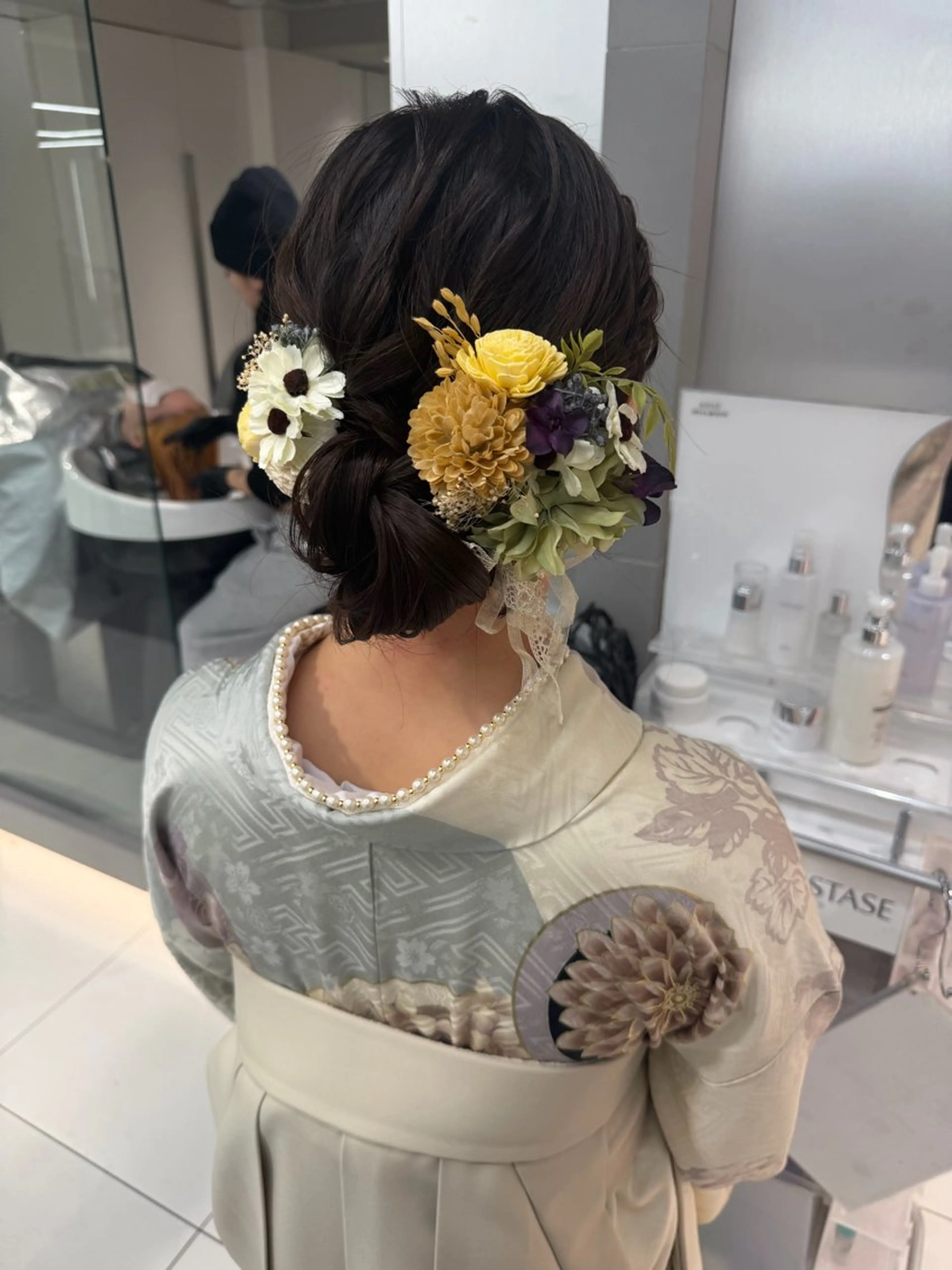 ヘアアレンジ 着付け ヘアセット🎀耳つぼ 👂💎MONAMIのヘアスタイル