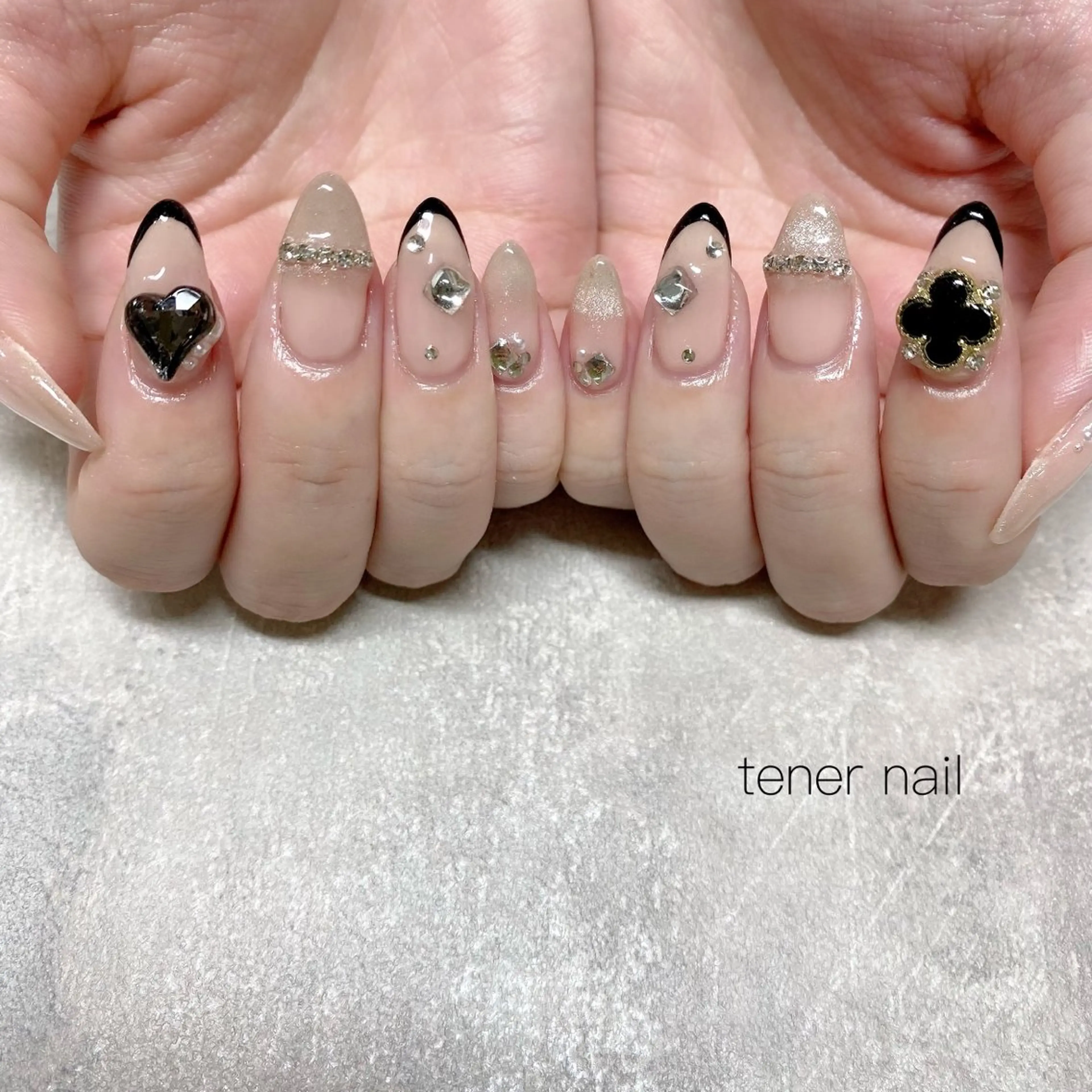 ネイル ハート ハンドネイル テネルネイル tener nailのネイルデザイン