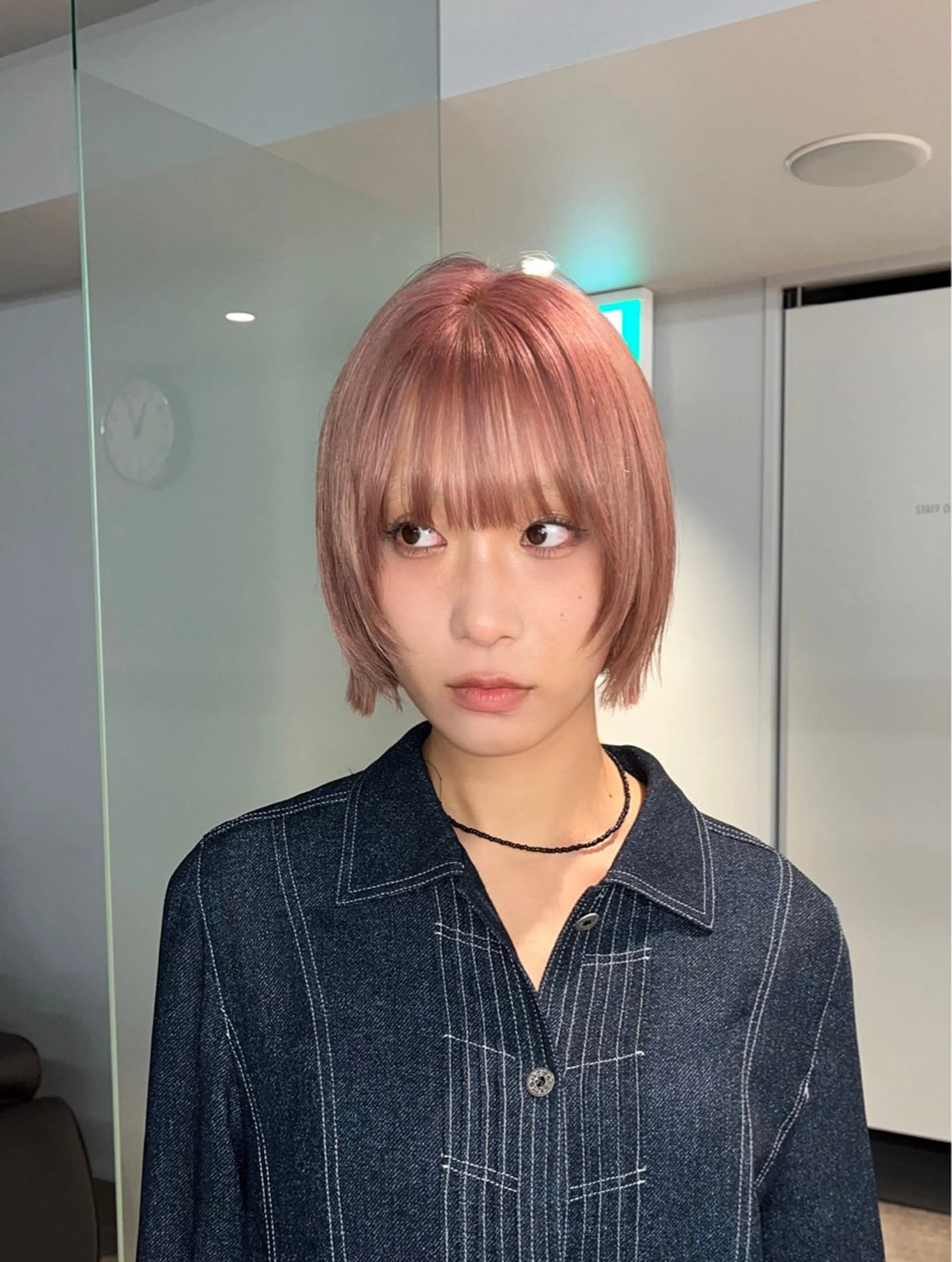 カラー films所属・AYA/films ショート／レイヤーのヘアスタイル