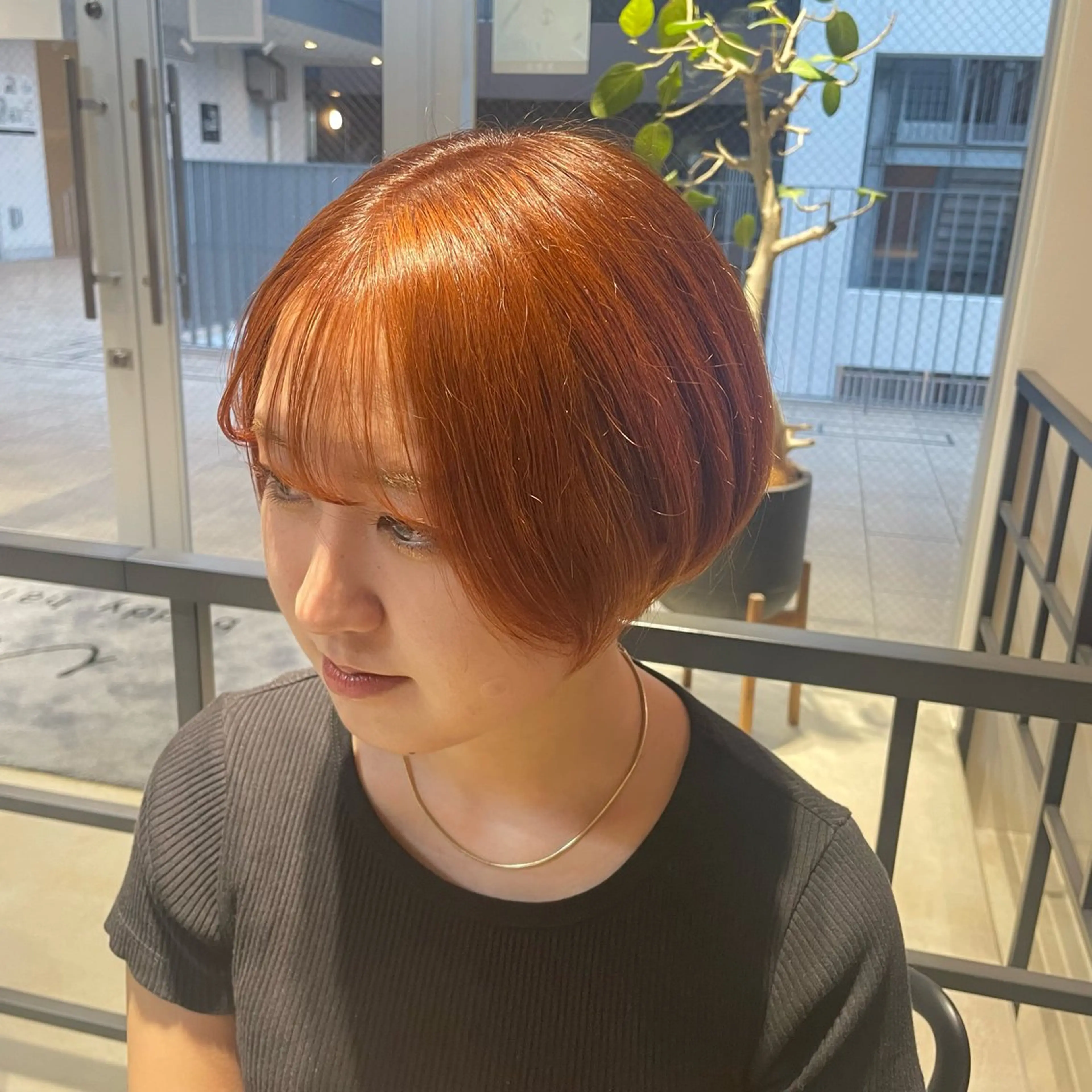 ショート カラー オレンジ ないとう ゆうかのヘアスタイル