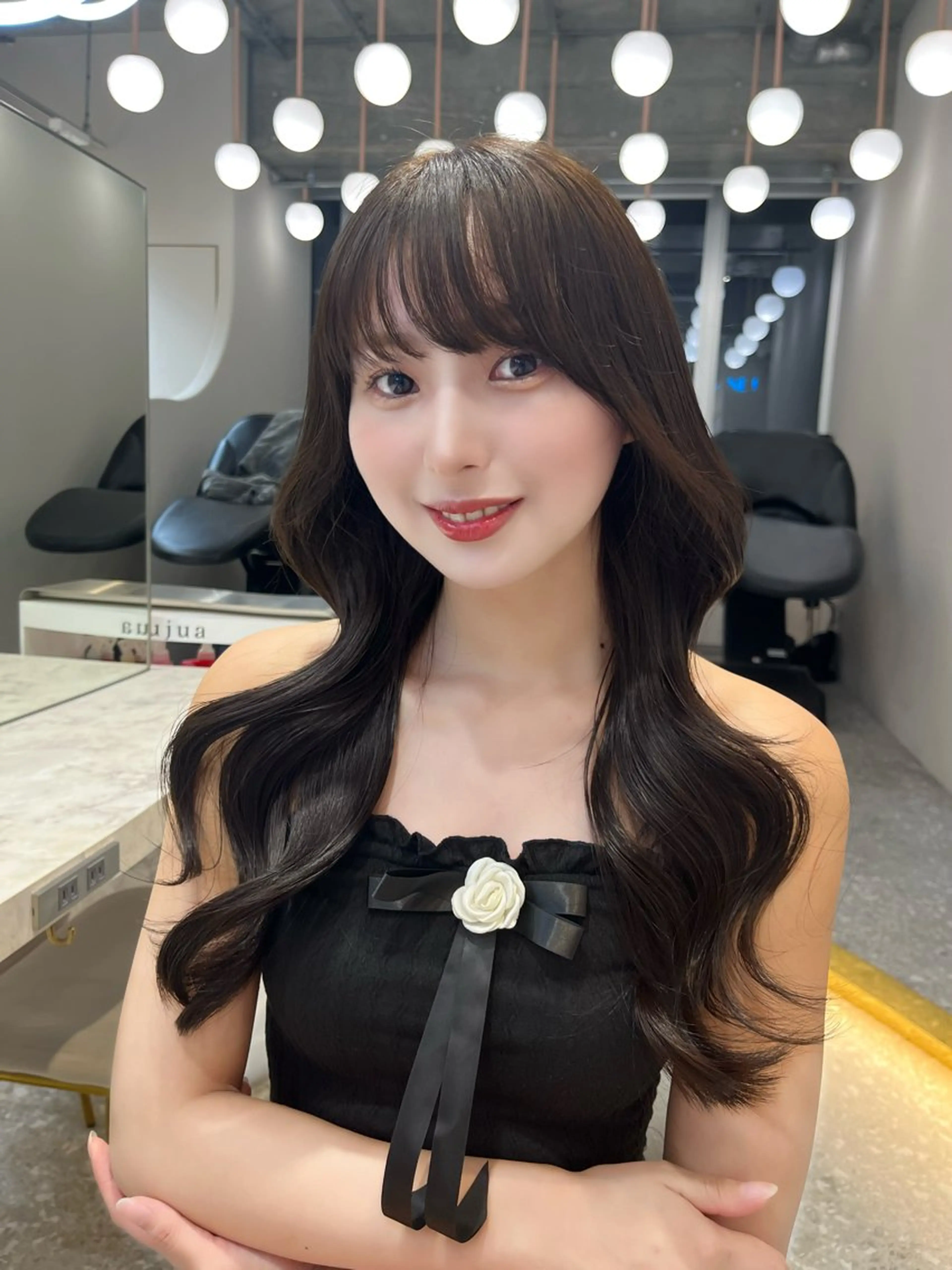 ロング カラー レイヤーカット 新宿🤍Maiのヘアスタイル