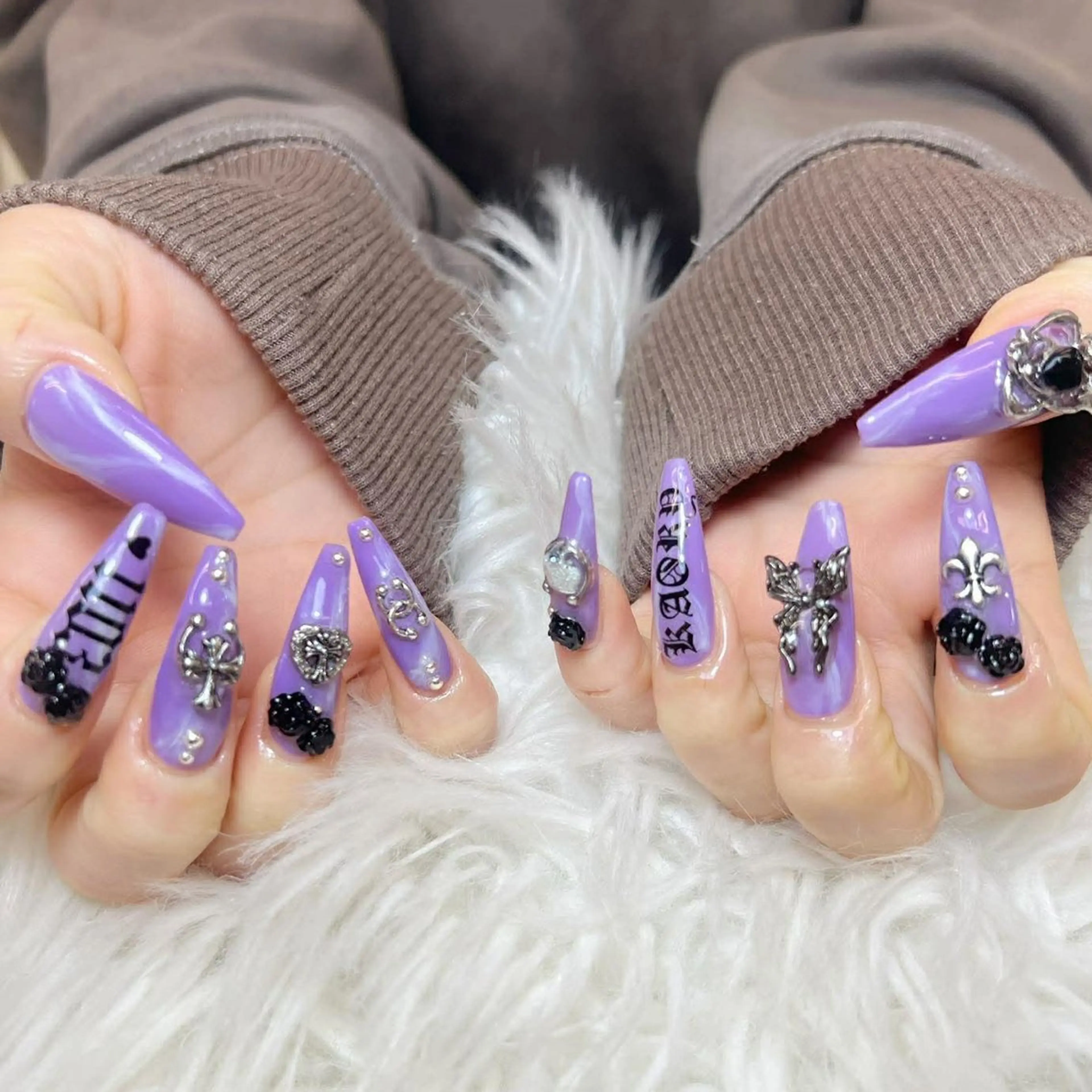 ネイル ANH NAIL ゴテゴテ専門店💎のネイルデザイン