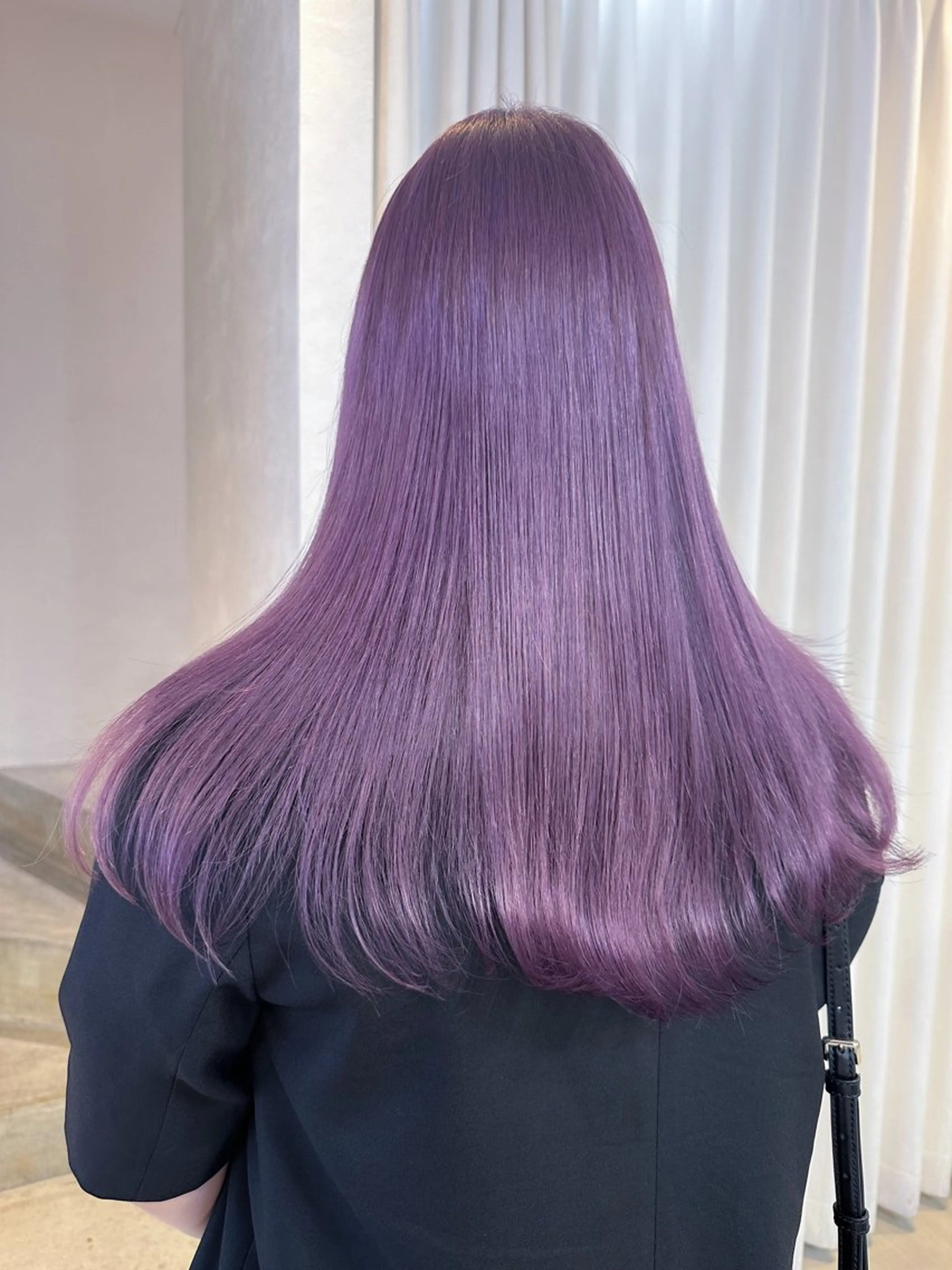 ロング カラー ブリーチ エドルカラー イルミナカラー ラベンダーカラー ロング ヘアカラー BOX mico.のヘアスタイル