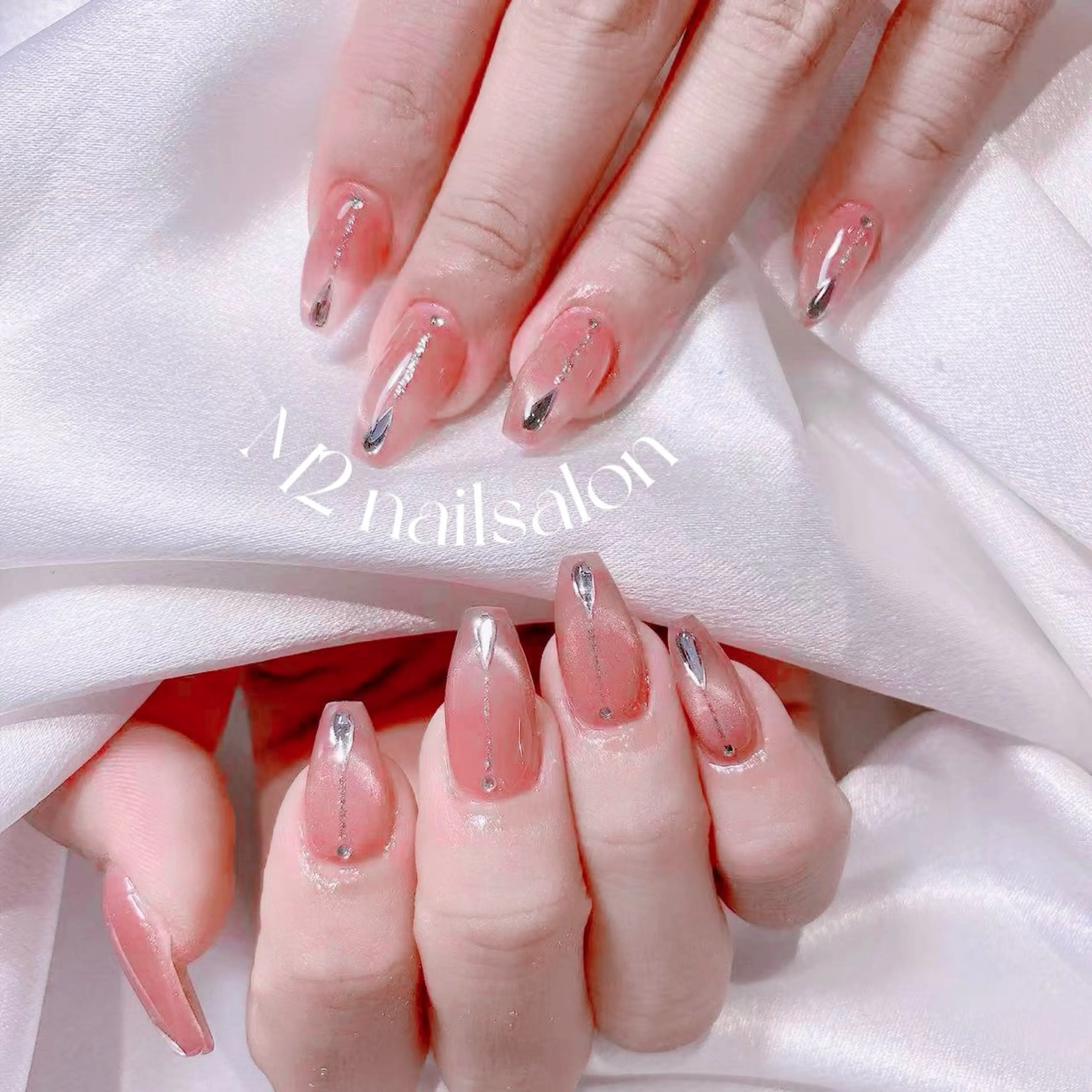 ネイル ハンドネイル 長さだし専門店 M2　rikaのネイルデザイン