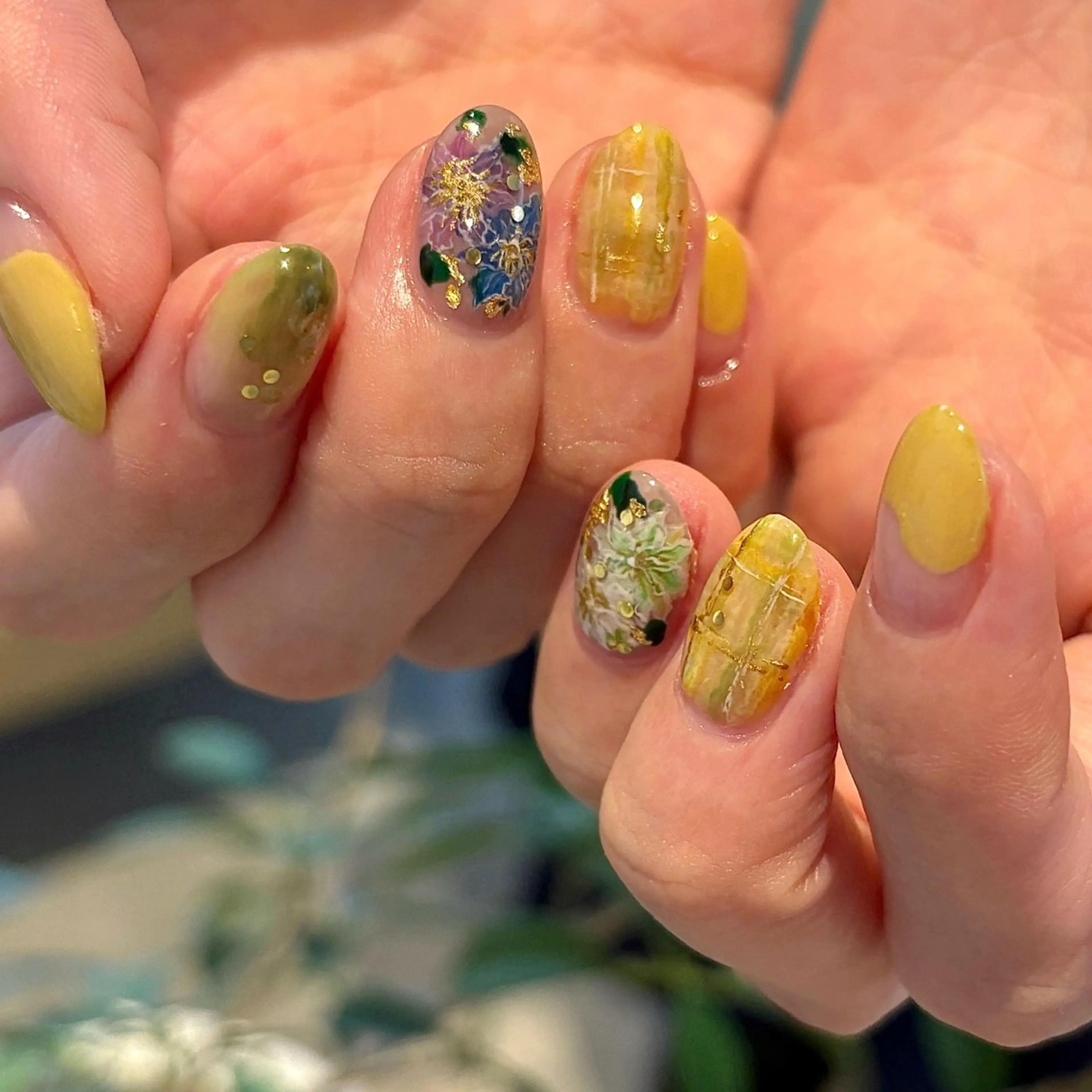 ネイル フラワーネイル ニュアンスネイル ハンドネイル FIORITURA Maikoのネイルデザイン