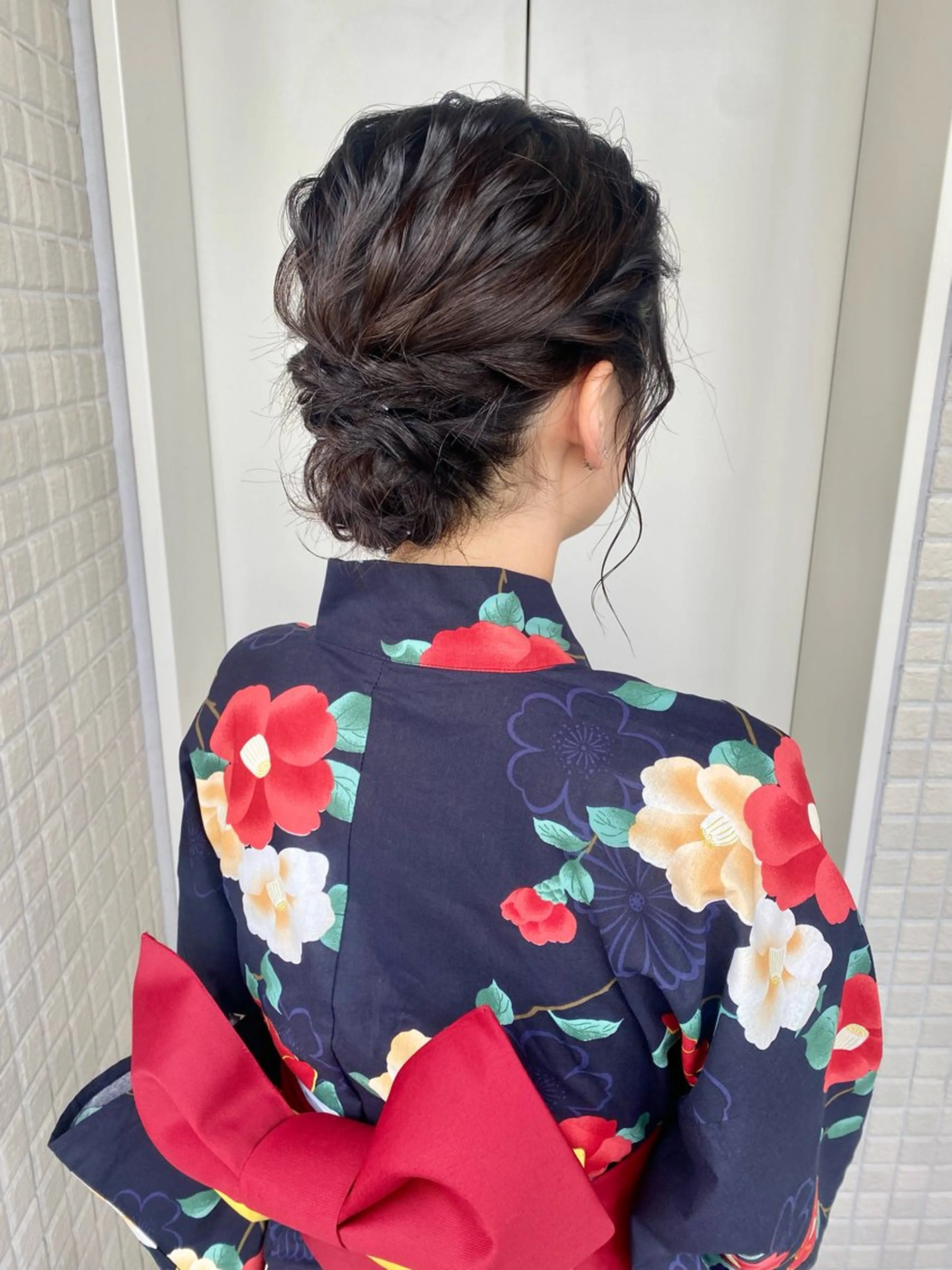 ショート ヘアアレンジ 透けるベージュ/ 艶カラー♡のヘアスタイル