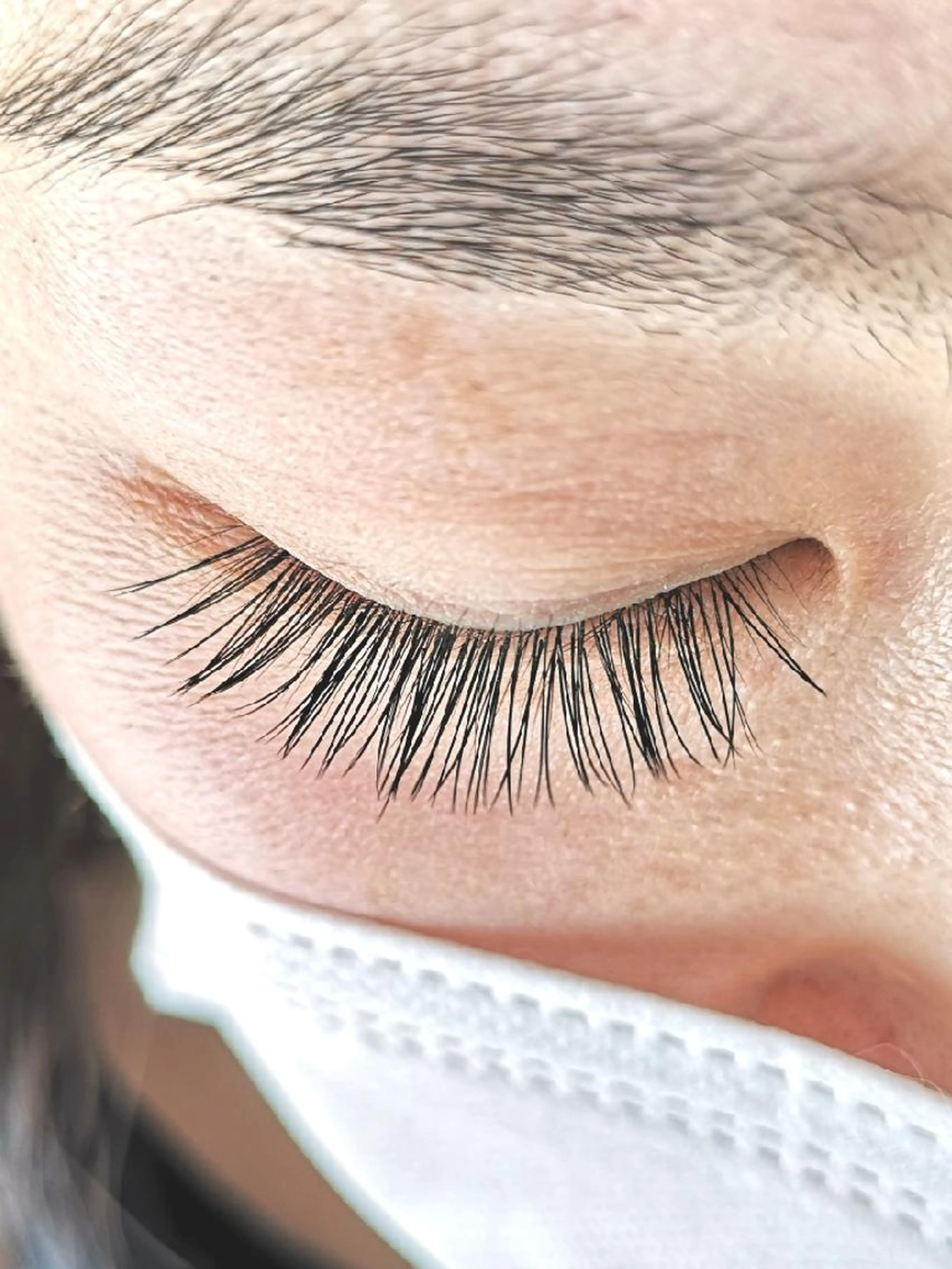 ☆高品質セーブル100本まで☆　+500円でフラットラッシュに変更可(ブラウンもok)　施術時間:60分前後の写真