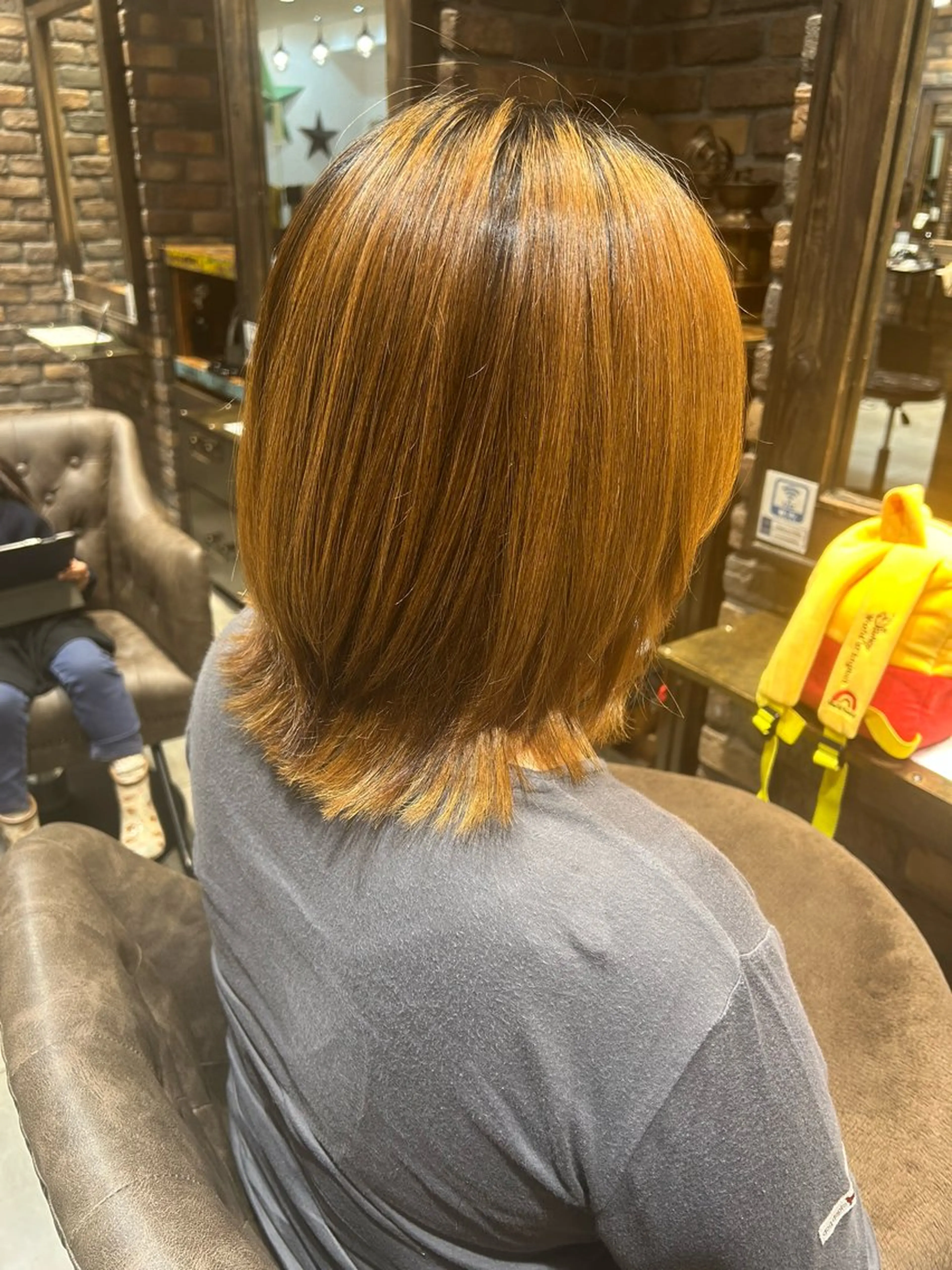 ミディアム 寒河江 真希のヘアスタイル
