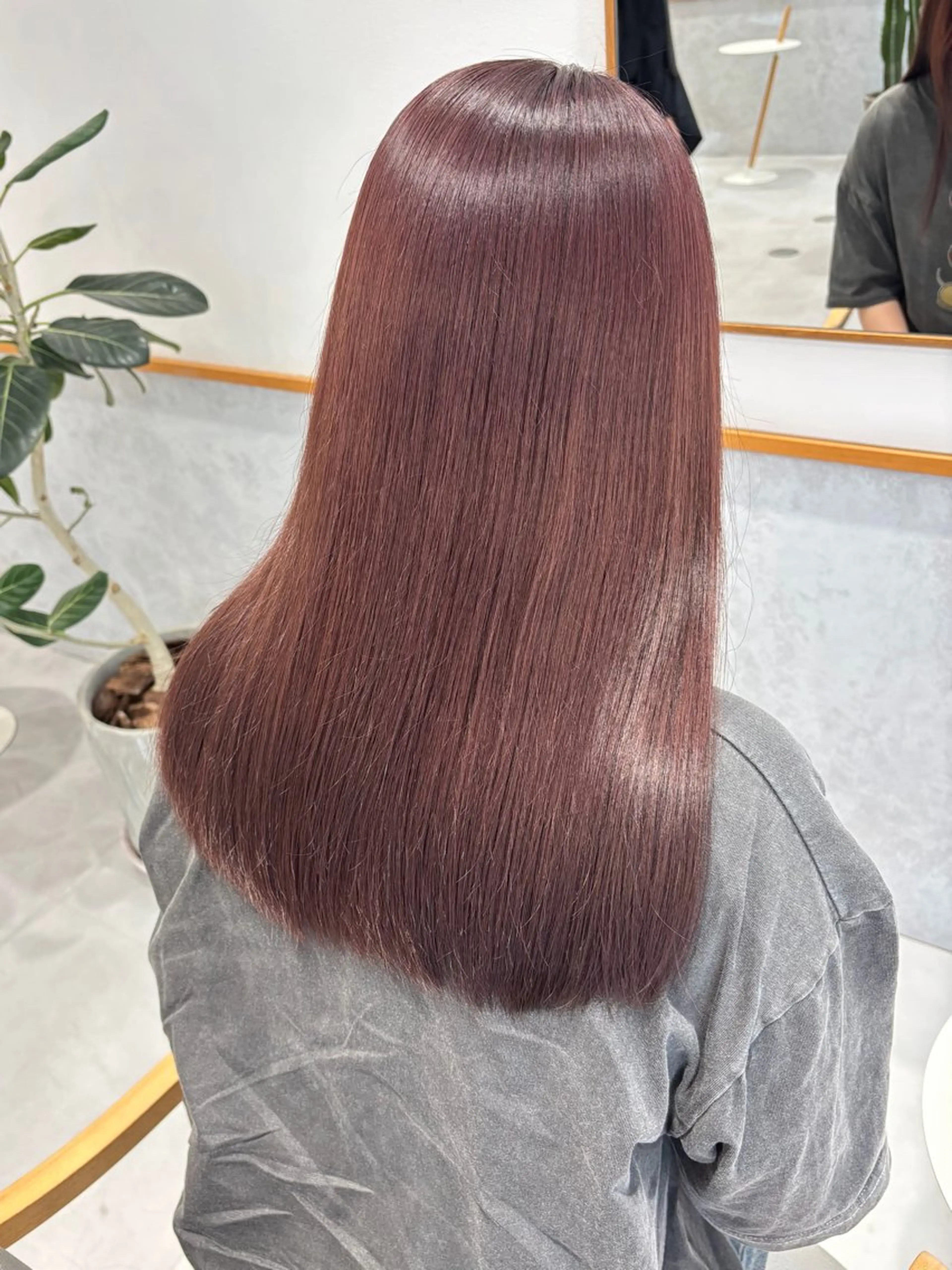 ロング カラー ブリーチ ブラウンカラー ダブルカラー ブリーチなしカラー ピンクカラー ヘアカラー misaki🦄 lange hairのヘアスタイル