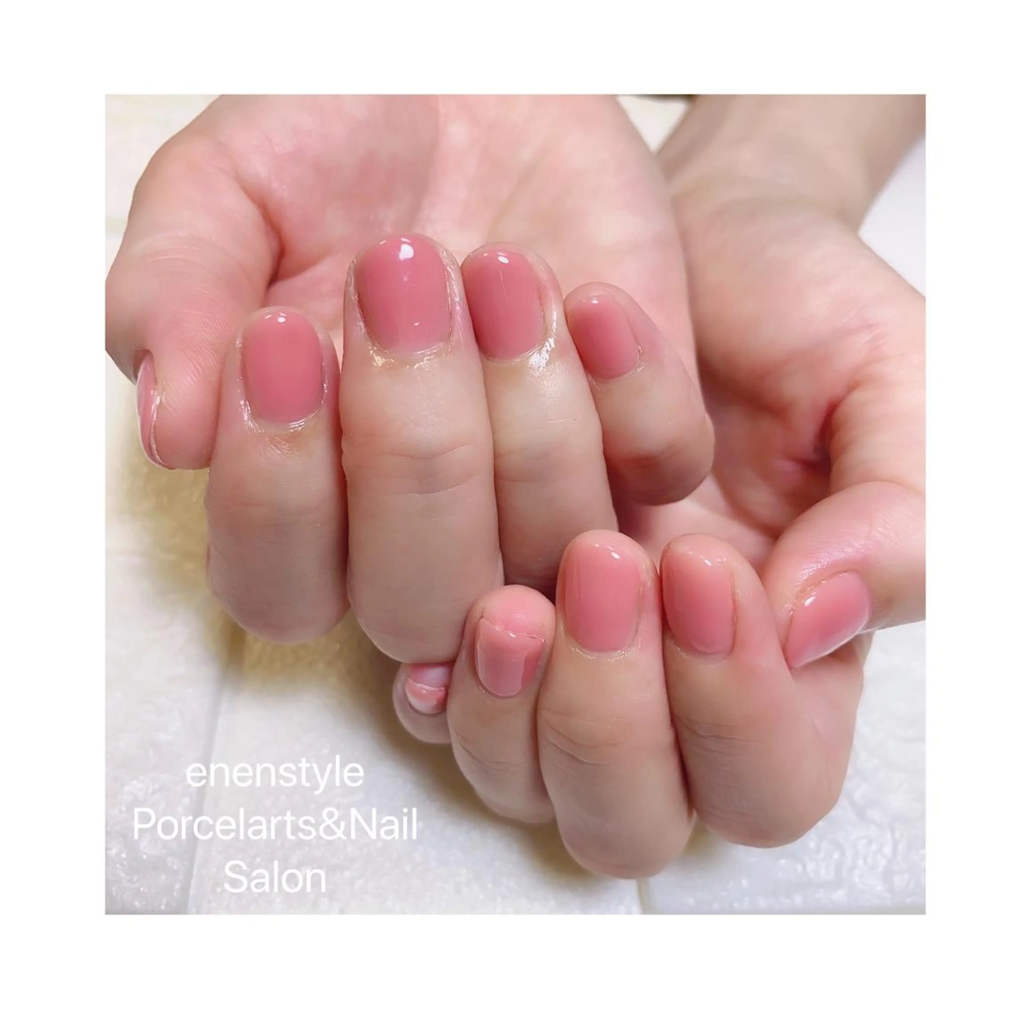 ショート ネイル 👑enen style👑のネイルデザイン