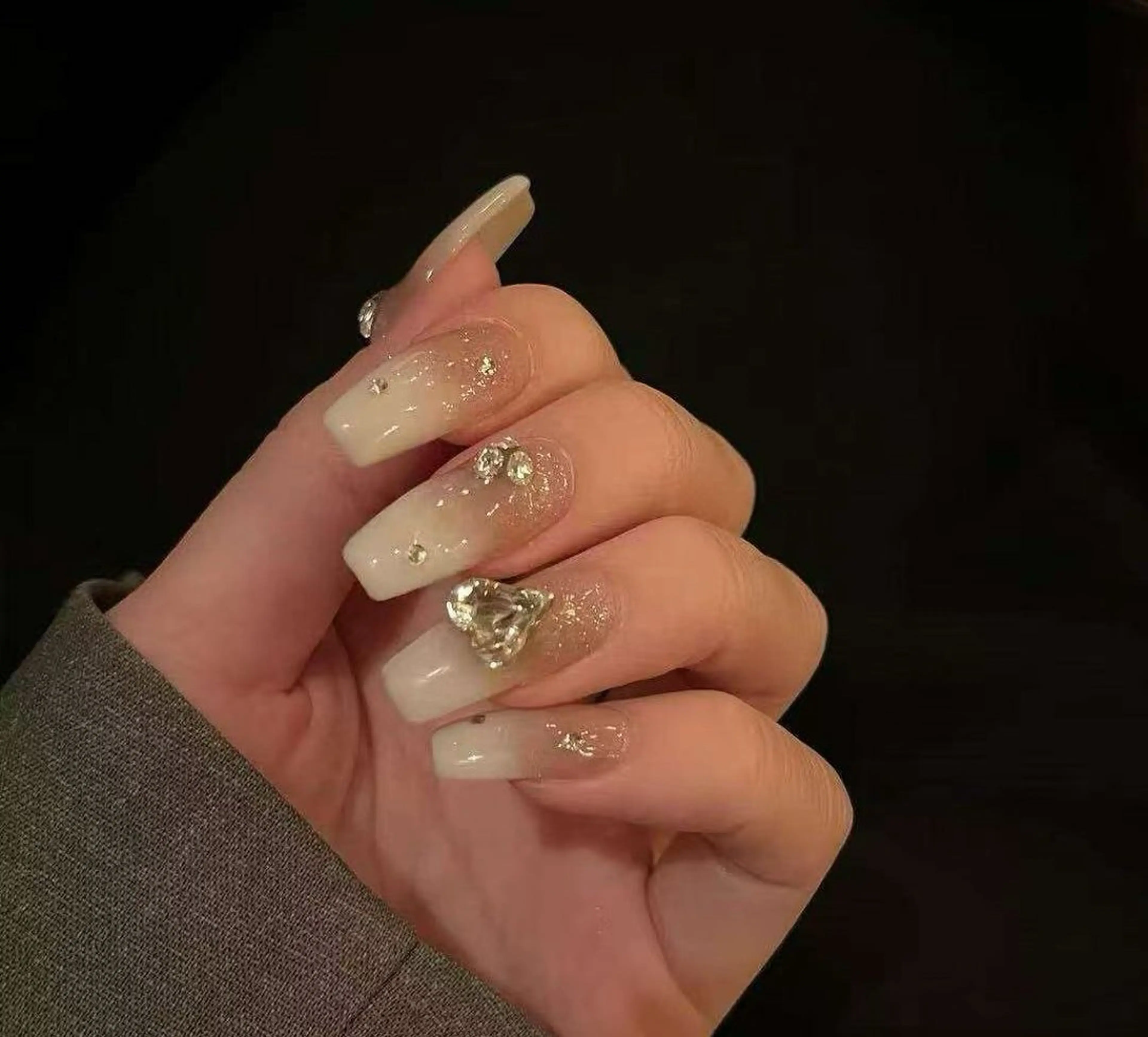 ネイル フラワーネイル フレンチネイル ジェルネイル ガラスフレンチ ハート ハンドネイル ハンドケア BabyYouMi nailのネイルデザイン