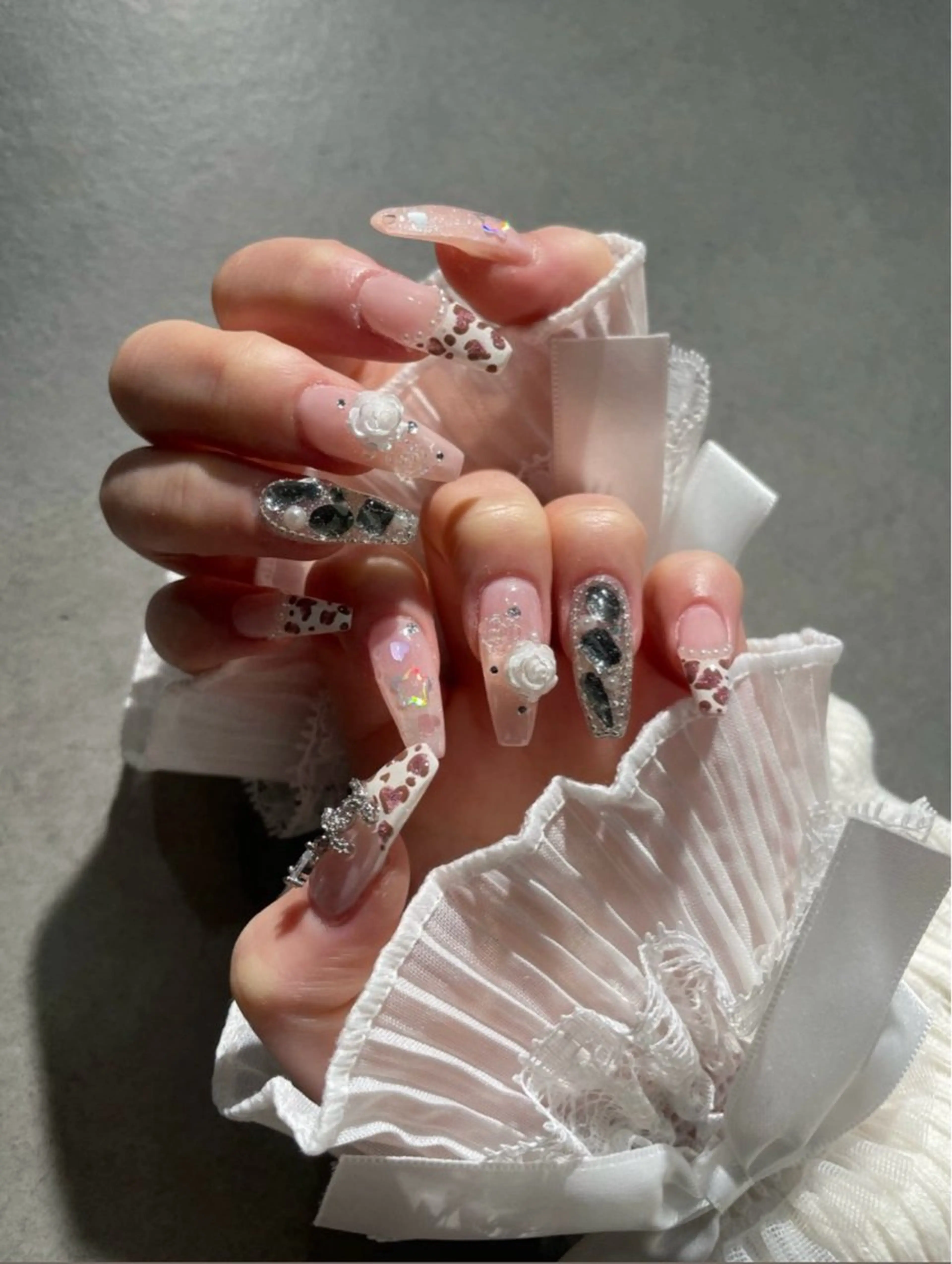 ネイル I-nailロング /ワンホン/キラキラのネイルデザイン