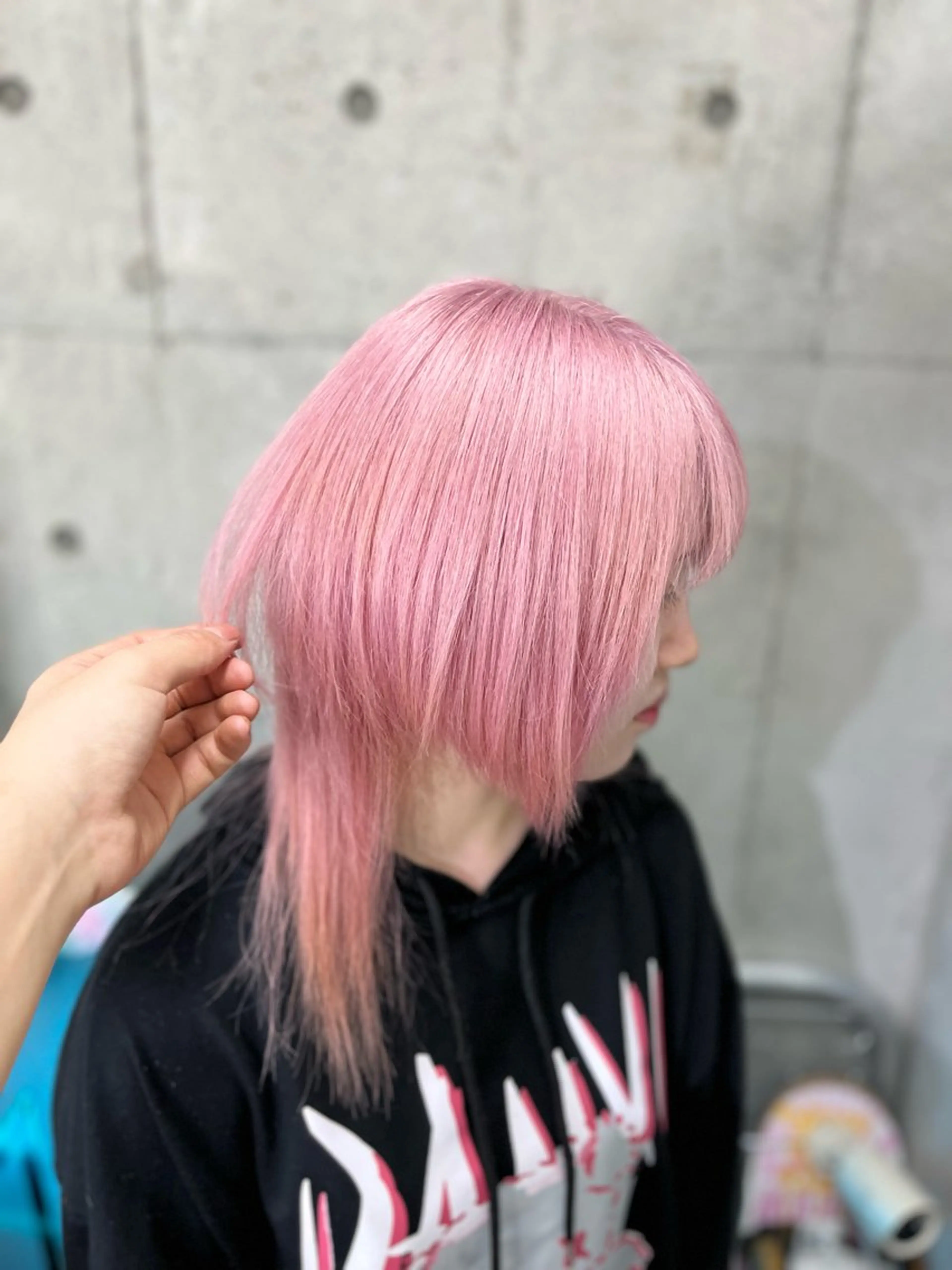 ミディアム カラー カット ヘアカラー トリートメント ヘアセット 個性派ウルフ/メンズ /ブリーチ/渋谷のヘアスタイル