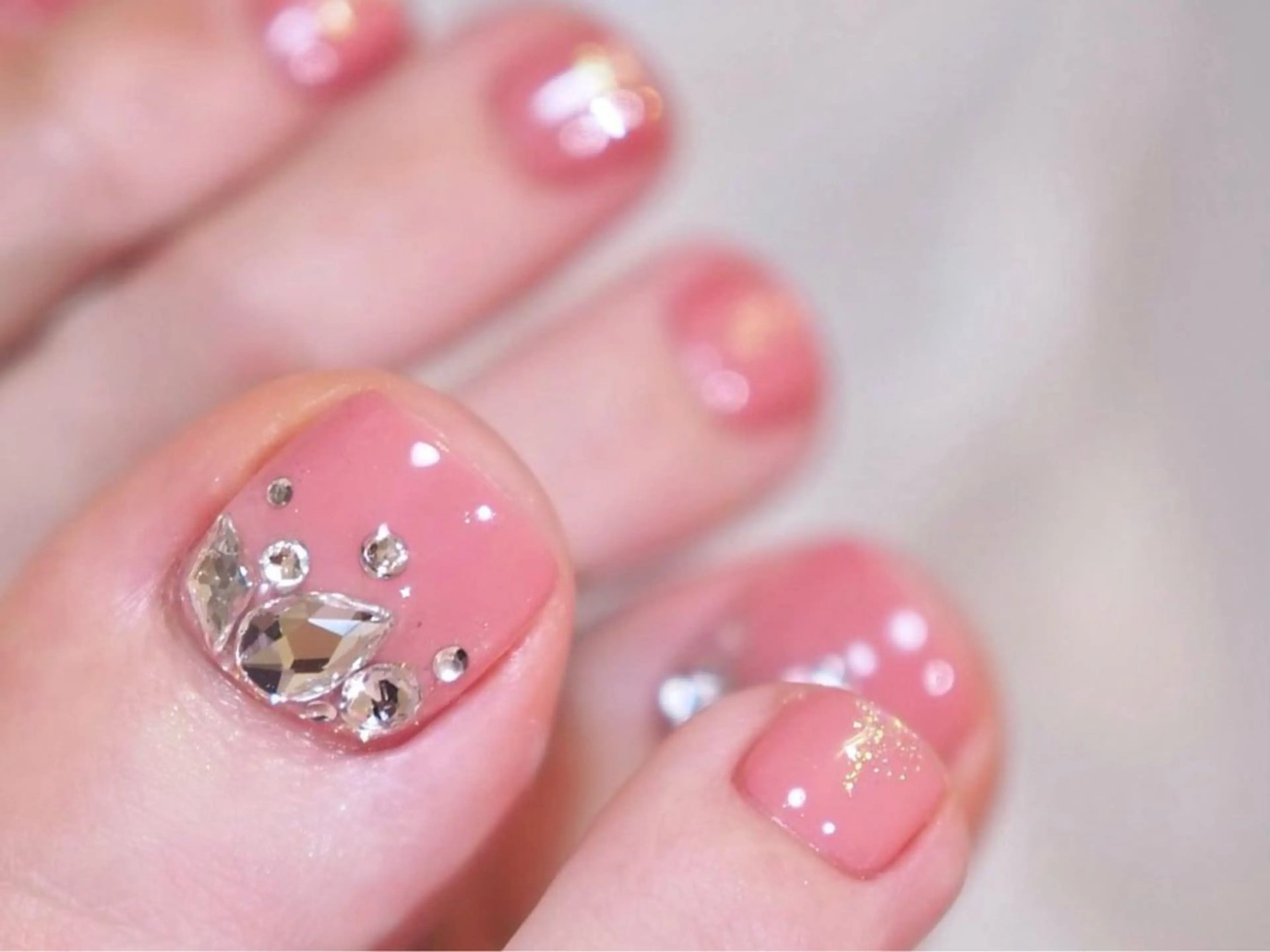 ネイル フットネイル ネイルサロンAiri 長さ出し·シンプルのネイルデザイン