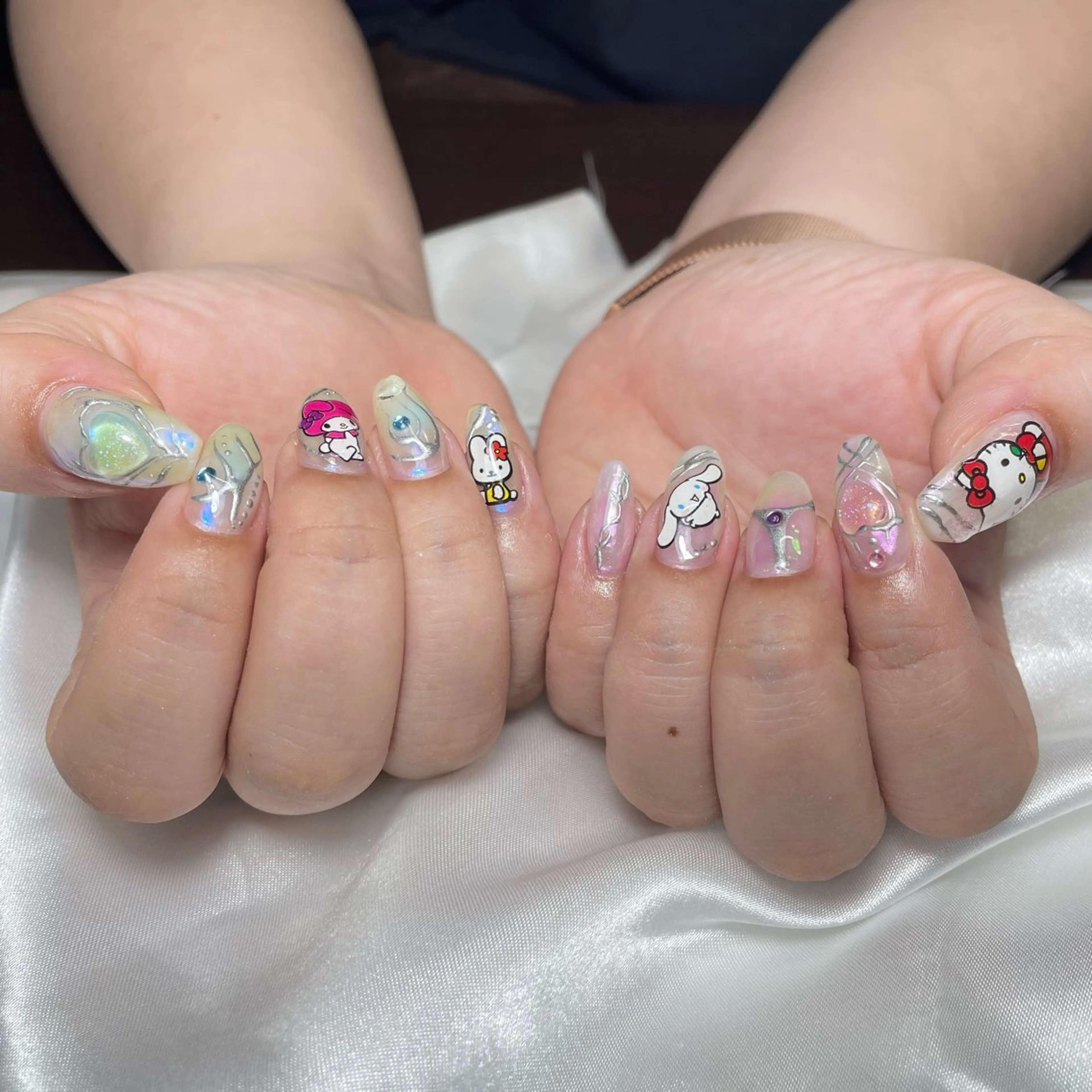 ネイル WATANABE MAYUMIのネイルデザイン