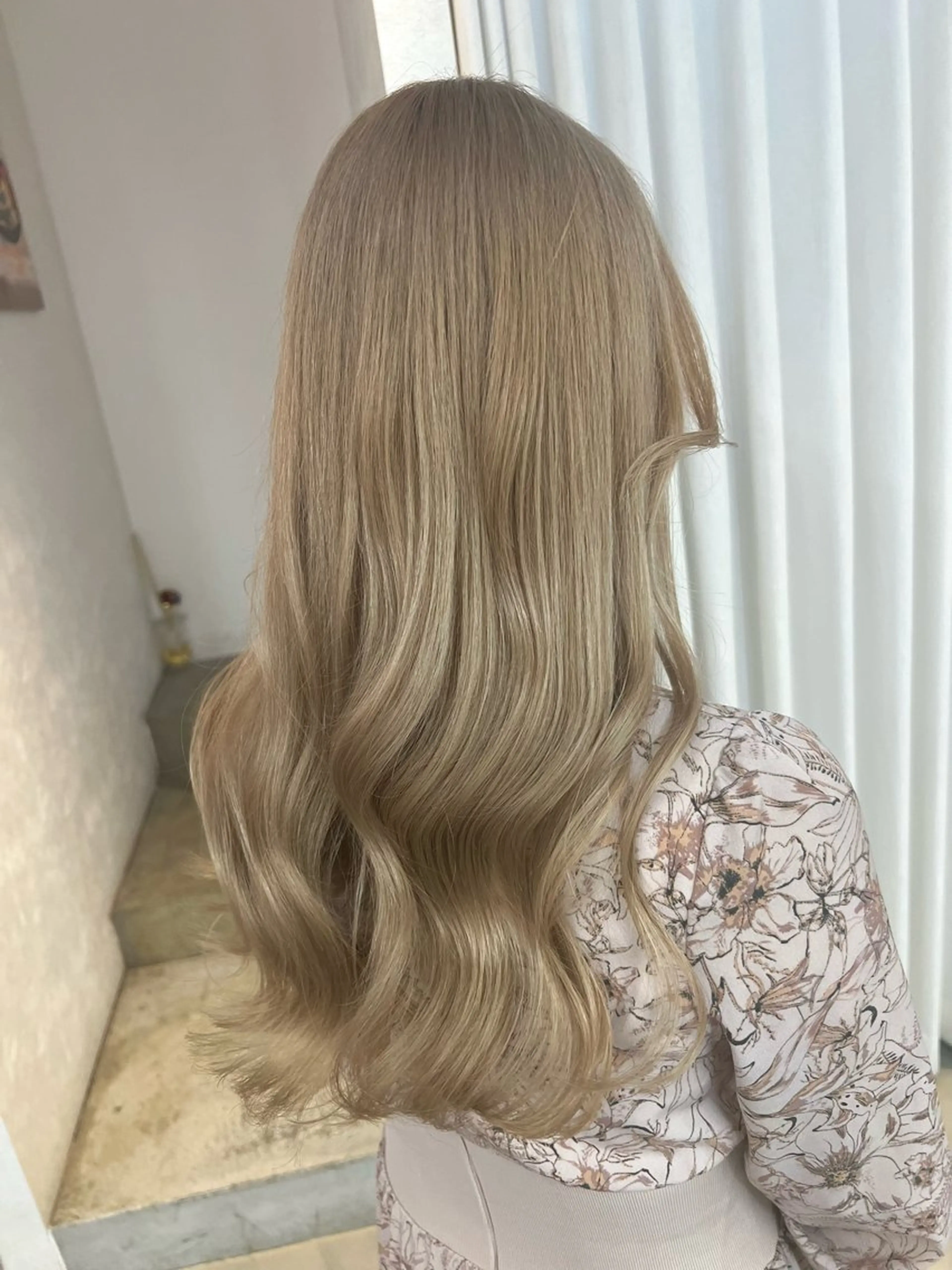 ミディアム カット ヘアカラー 浅井 大雅のヘアスタイル