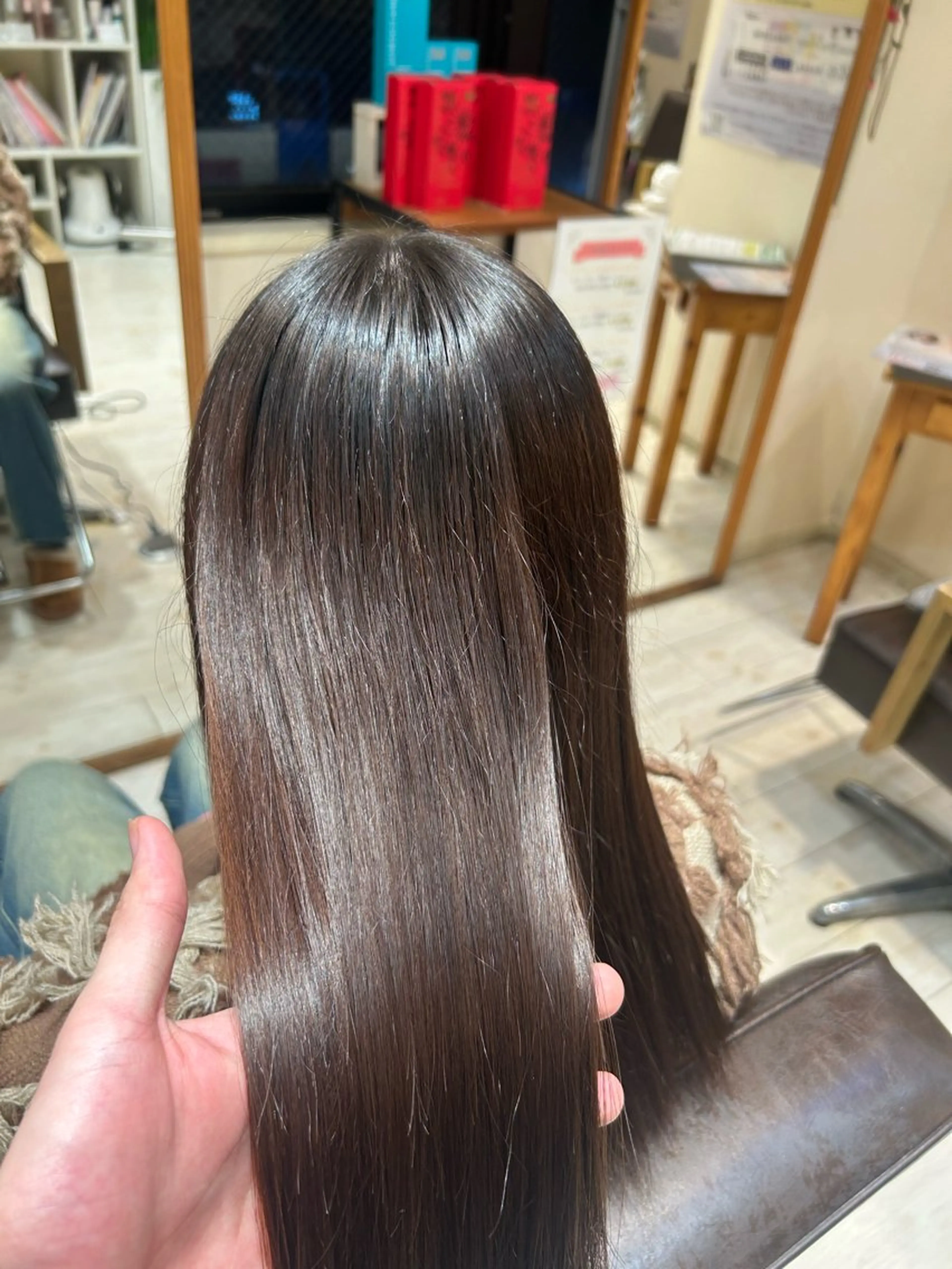 ロング トリートメント 井上 慈温のヘアスタイル