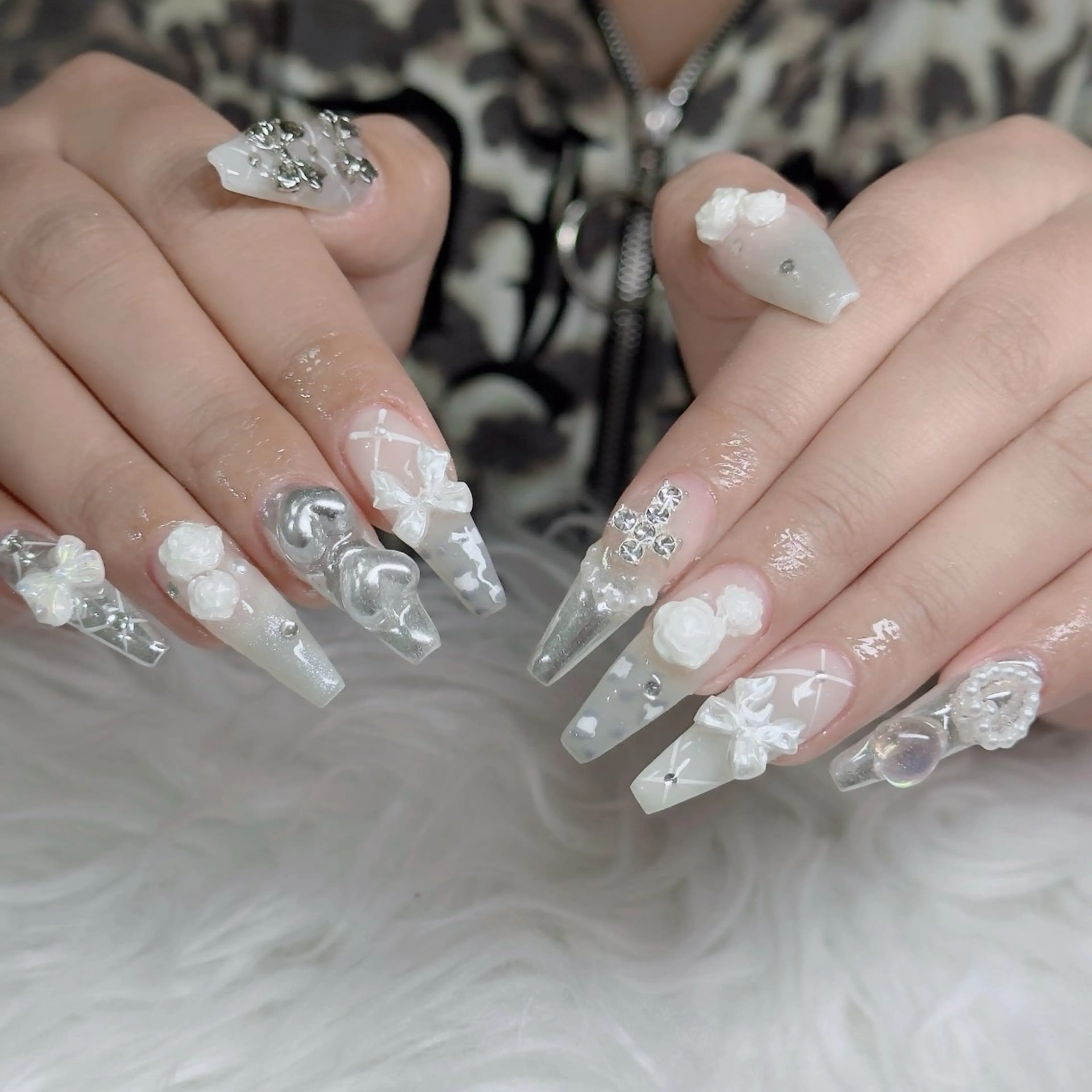 ネイル フットネイル フレンチネイル グラデーション 韓国ネイル ロングネイル ハンドネイル Hani Nail Salonのネイルデザイン