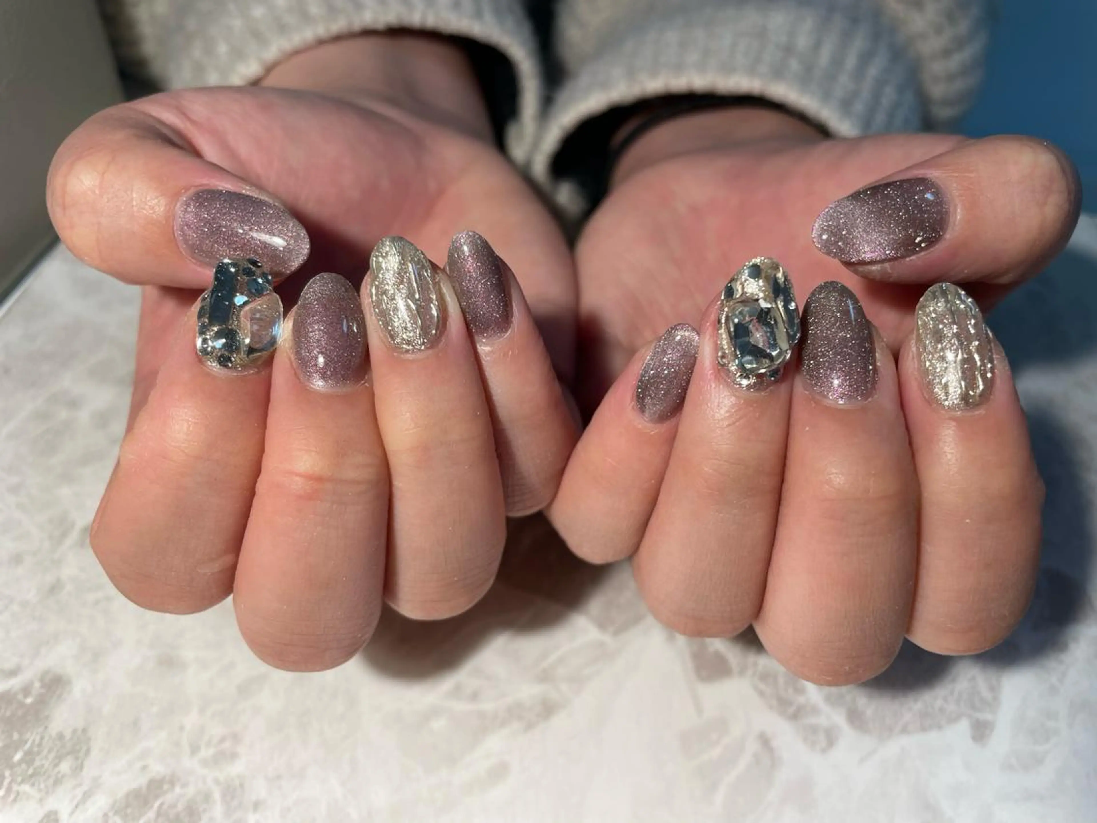 ネイル Roi〈ロワ〉 Minakoのネイルデザイン