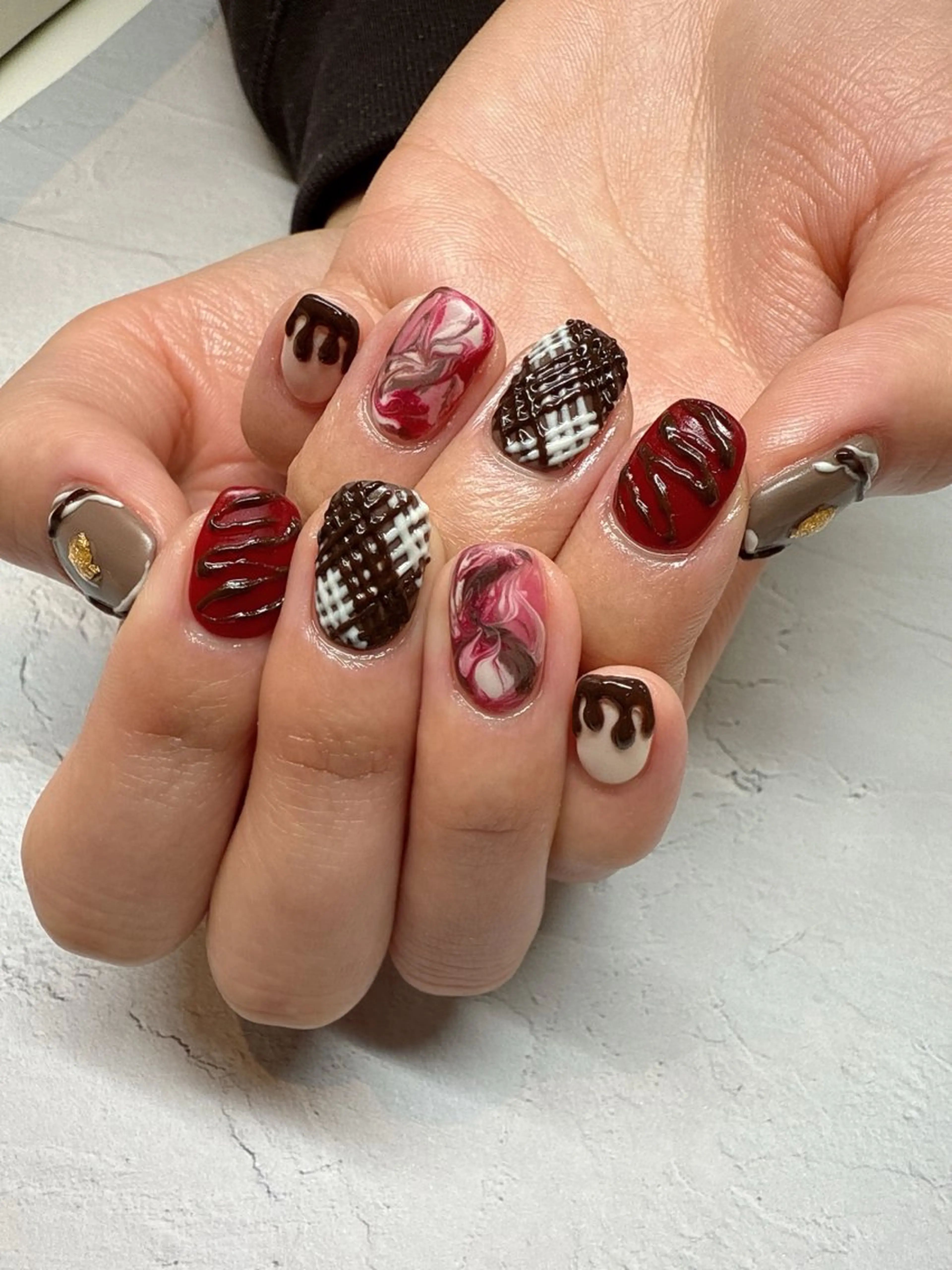 ネイル バレンタイン ハンドネイル nailist SATO【銀座】のネイルデザイン