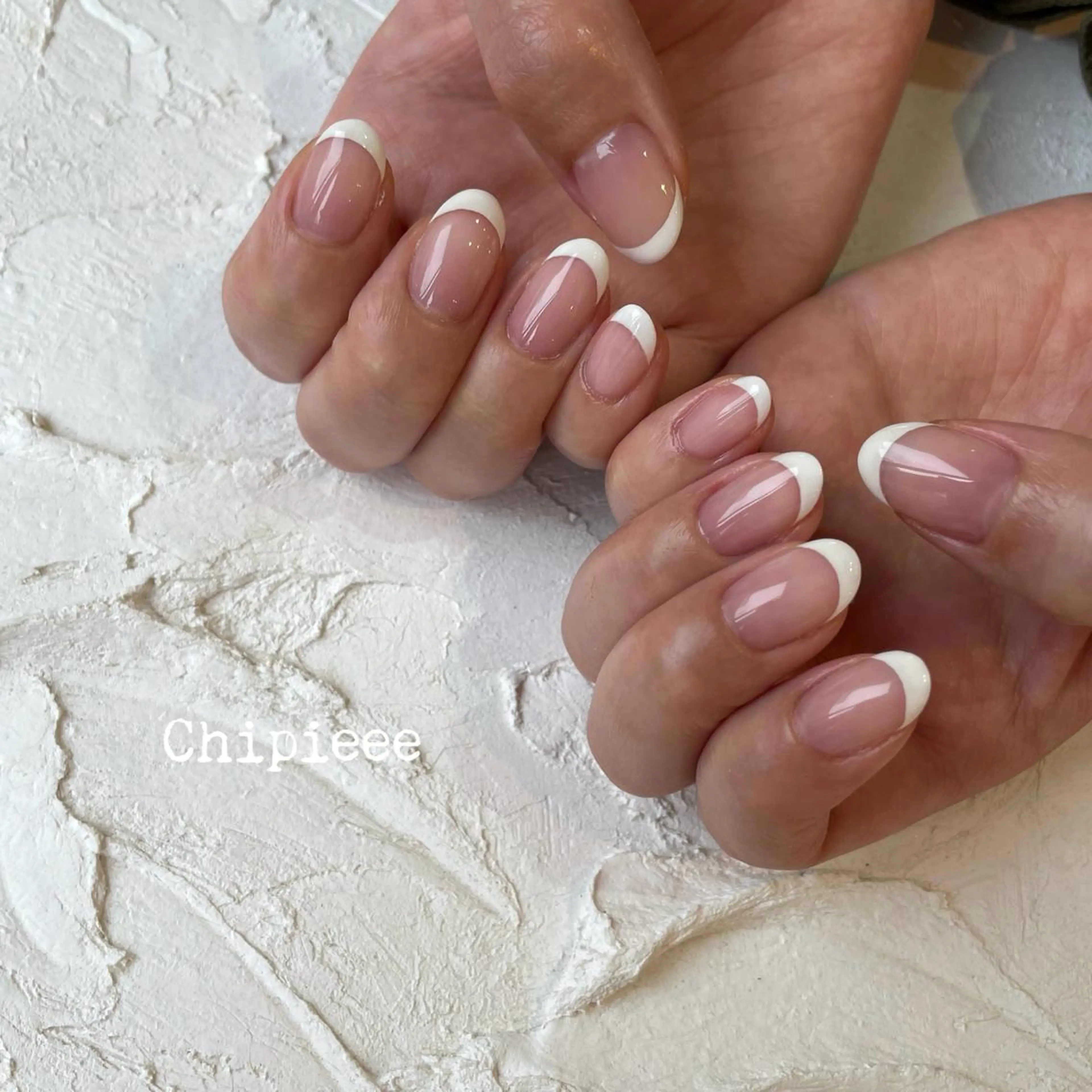 ネイル ホワイト le  nail edition天神店所属・le MAIKA 天神のネイルデザイン