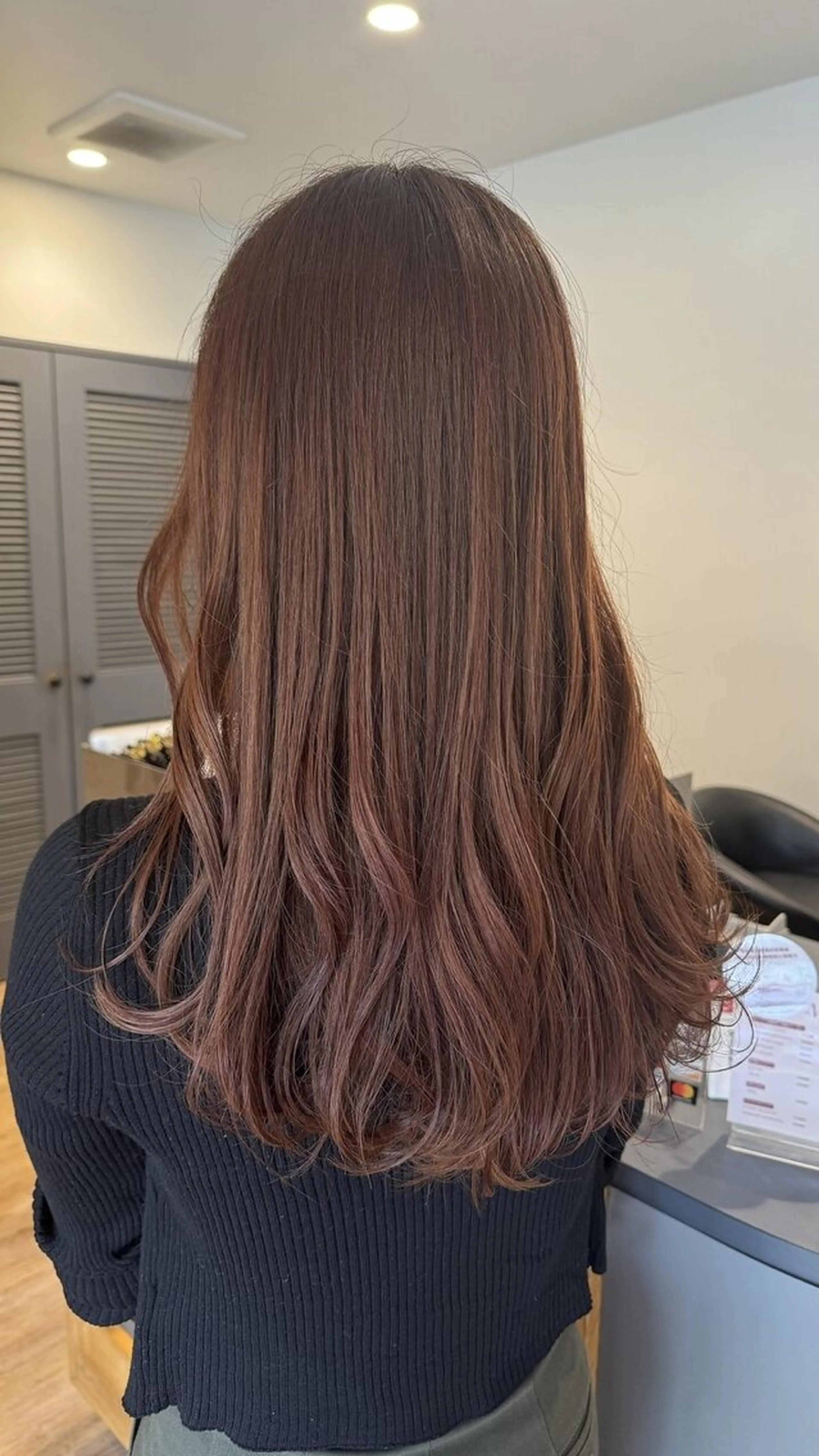 セミロング カラー セミロングパーマ バレイヤージュ ブリーチ 透明感カラー グラデーションカラー カット ヘアカラー トリートメント 髪質改善/透明感 OAK兵庫のヘアスタイル