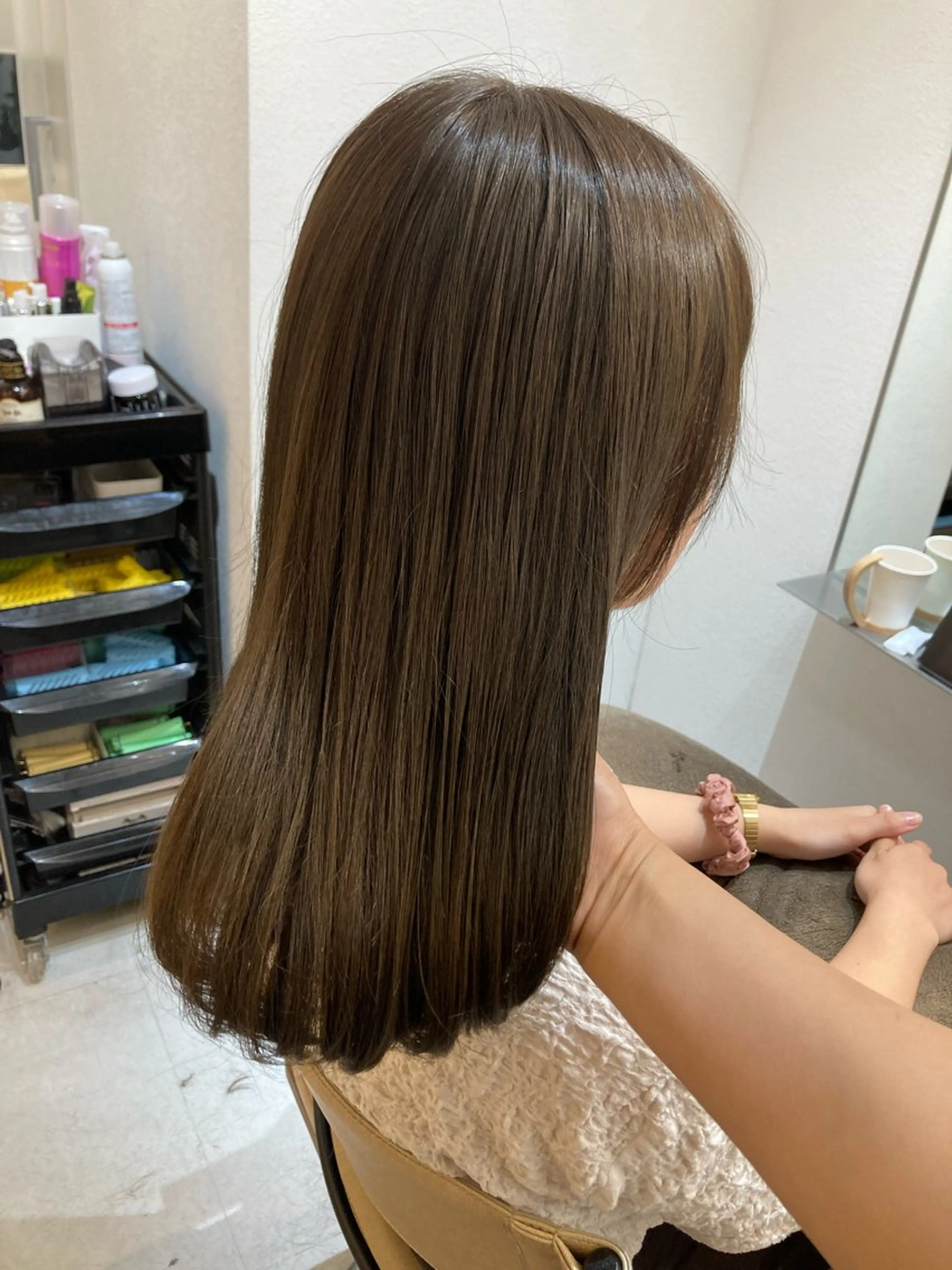 ミディアム カット ヘアカラー トリートメント ✨色持ちの良い艶 カラー✨蟹江真世のヘアスタイル