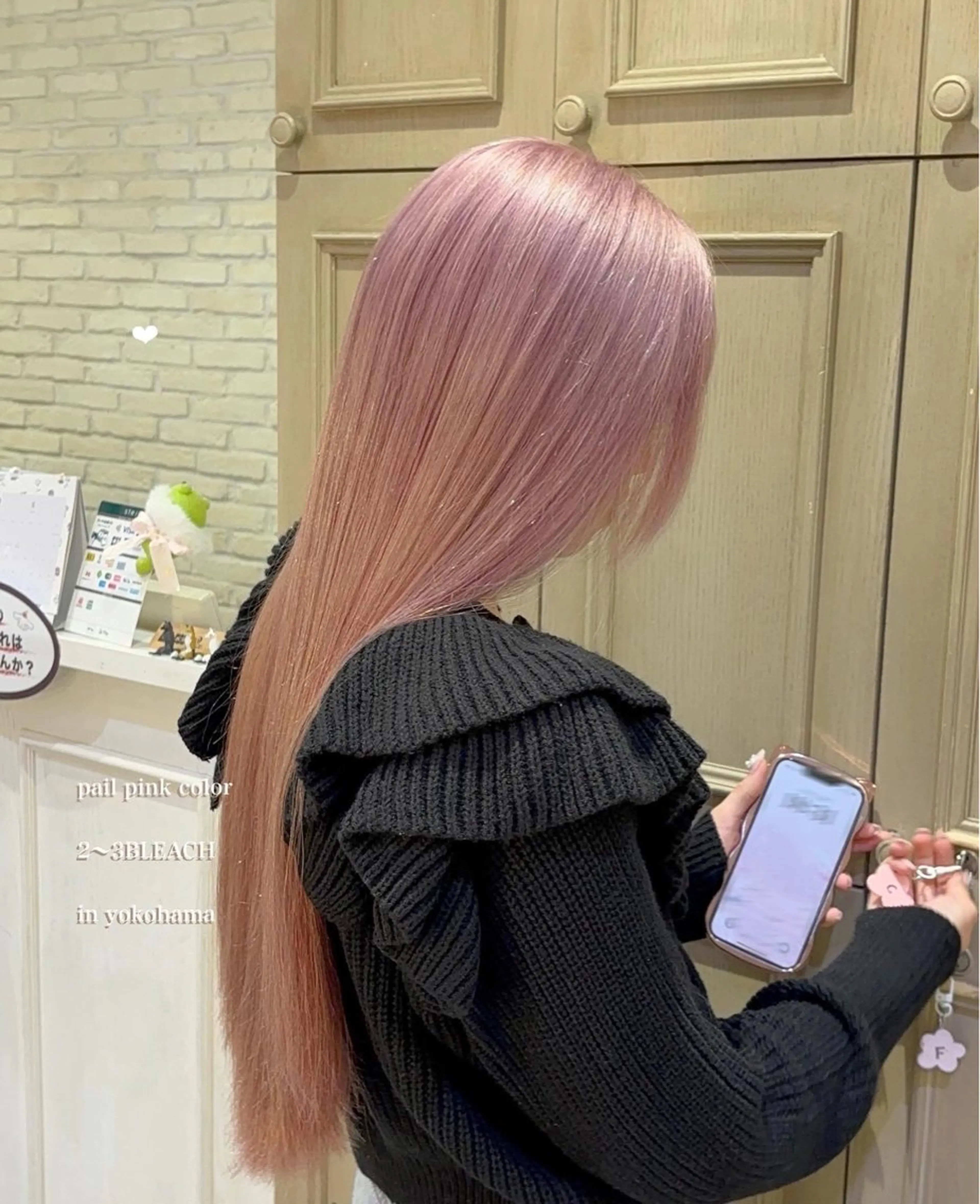 ロング カラー ブリーチ ピンクカラー ホワイトピンク ヘアカラー エクステ/ハイトーン 🐏☁️miminaのヘアスタイル