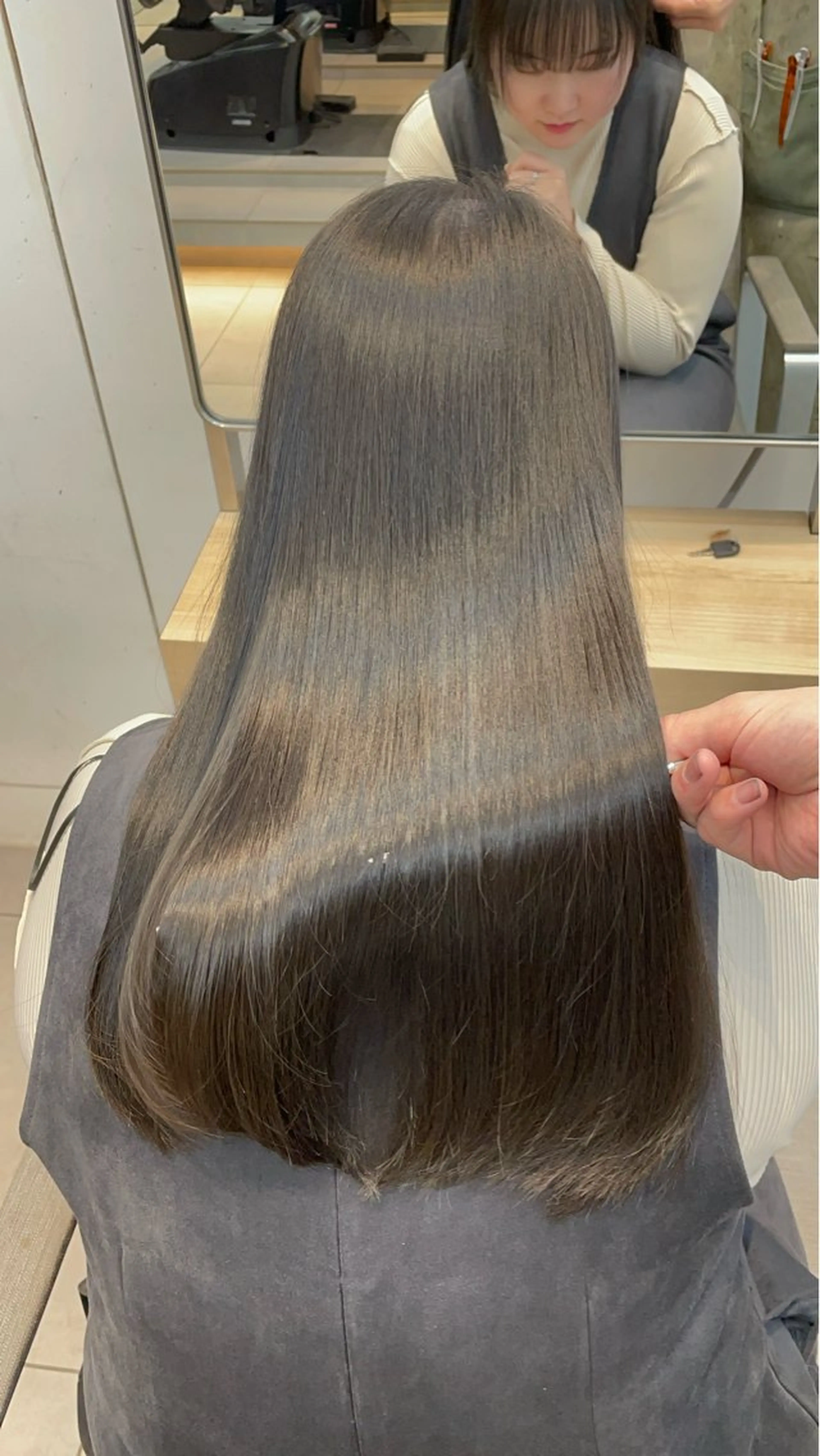 ロング カラー 髪質改善 ✨髪質改善✨美髪 矯正🫧小泉のヘアスタイル