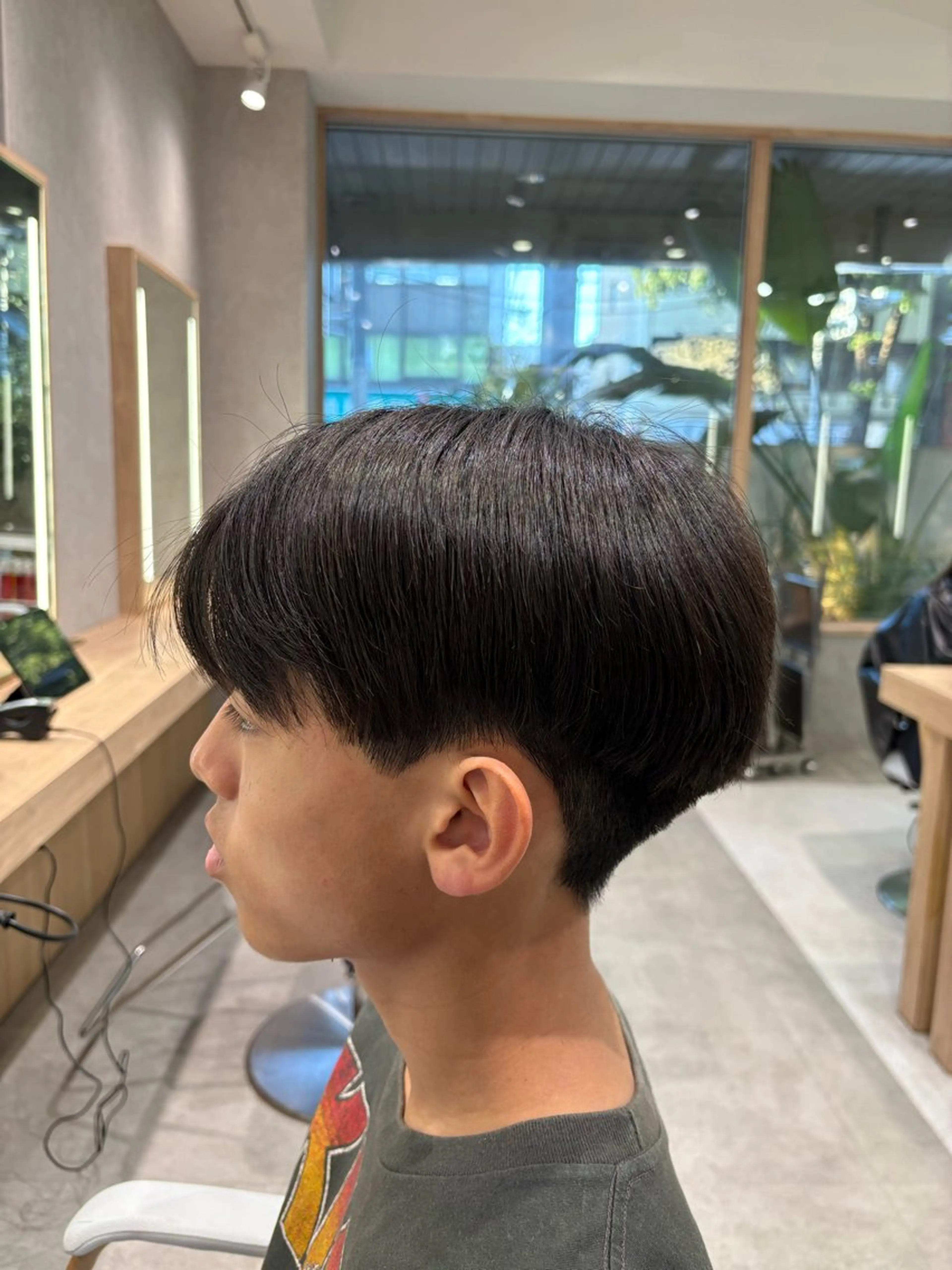 パーマ カット 縮毛矯正 縮毛矯正& 透明感カラー✨レオのヘアスタイル