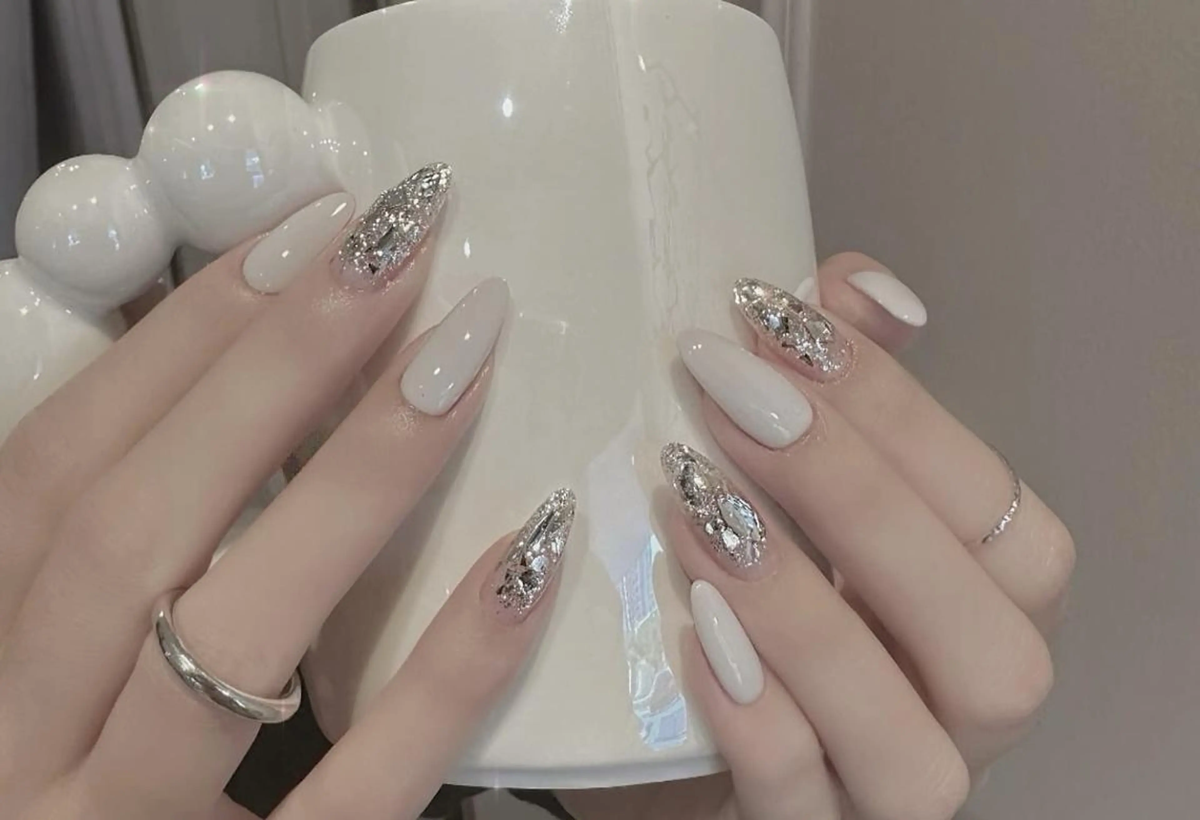 ネイル ロングネイル長さ出し 専門Spade Qのネイルデザイン