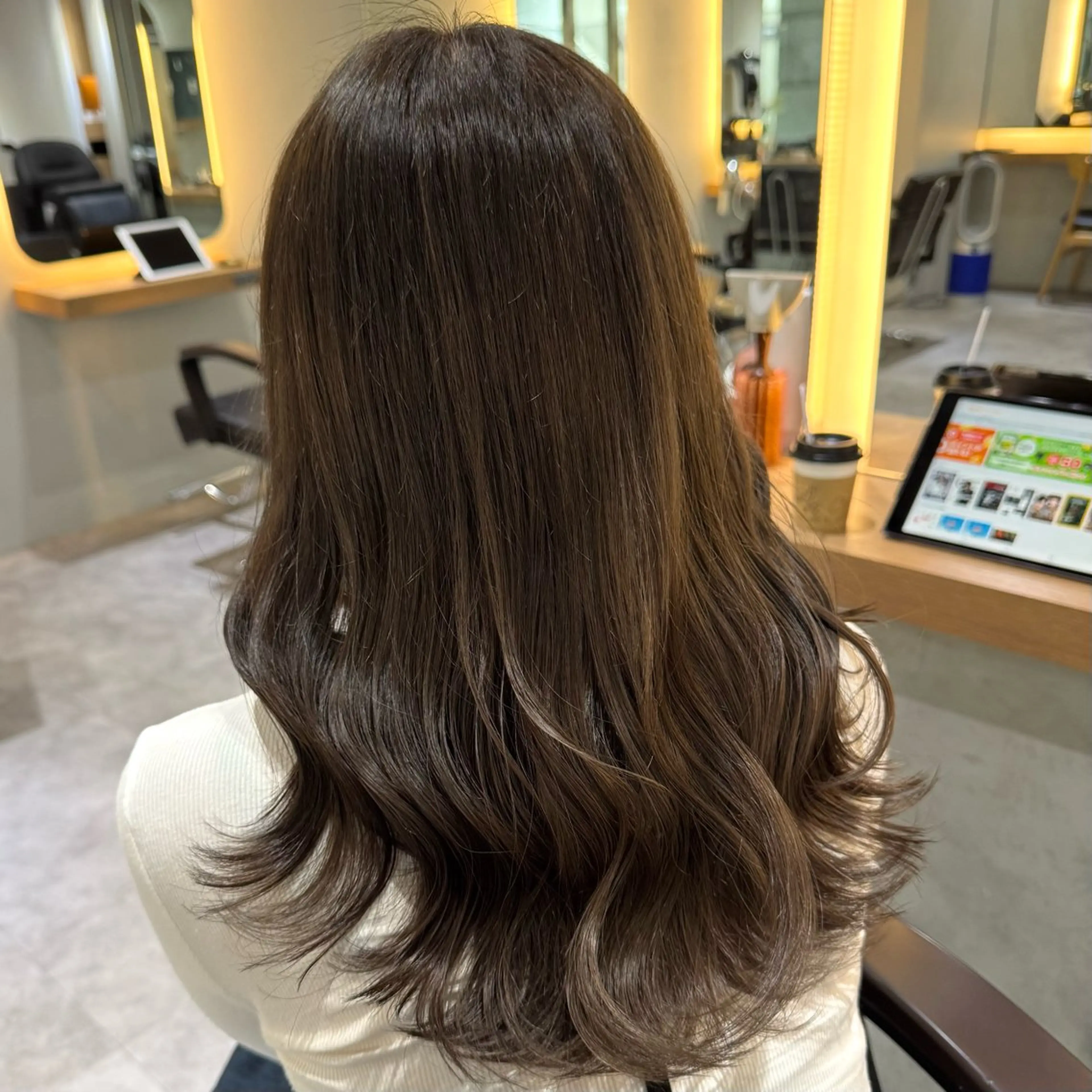 セミロング カラー ヘアアレンジ ブリーチなしカラー /新百合ヶ丘/安形翔のヘアスタイル