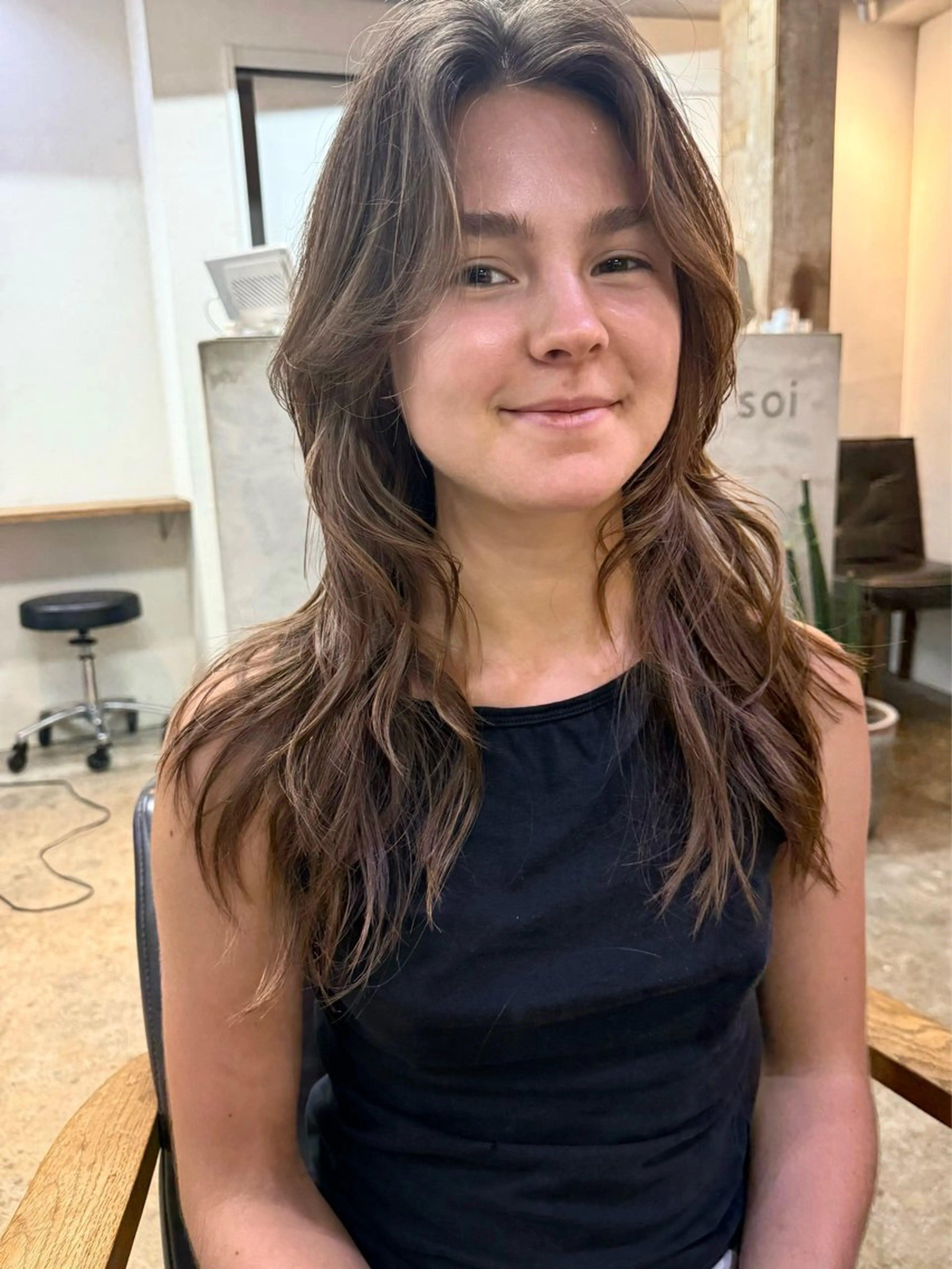 セミロング カラー グレージュ レイヤーカット 森貴裕/ベージュ/ パーマ/オリーブのヘアスタイル