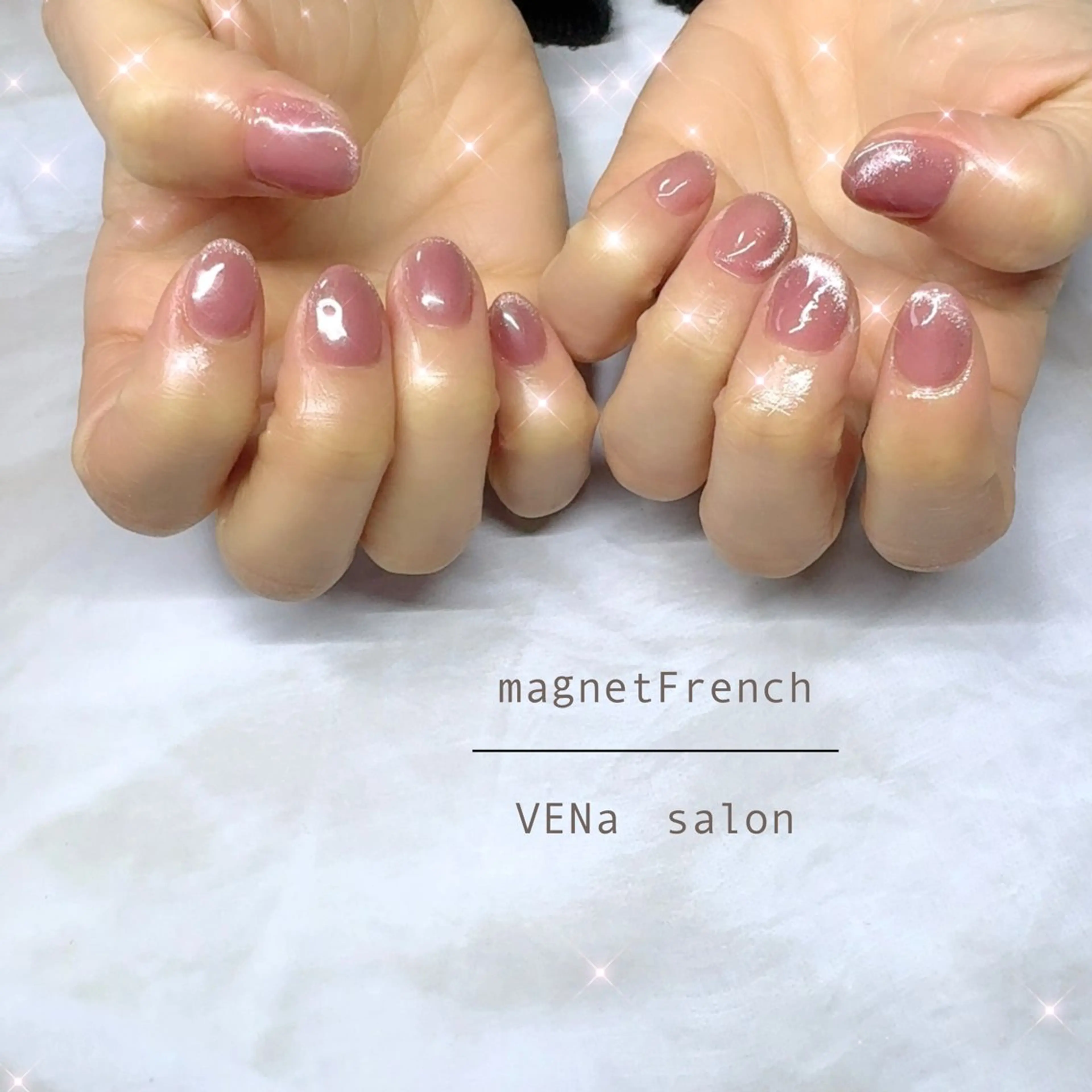 ネイル キラキラネイル マグネットネイル オフィスネイル ピンク シンプルネイル VENa eye＆ nail salonのマツエク・マツパデザイン