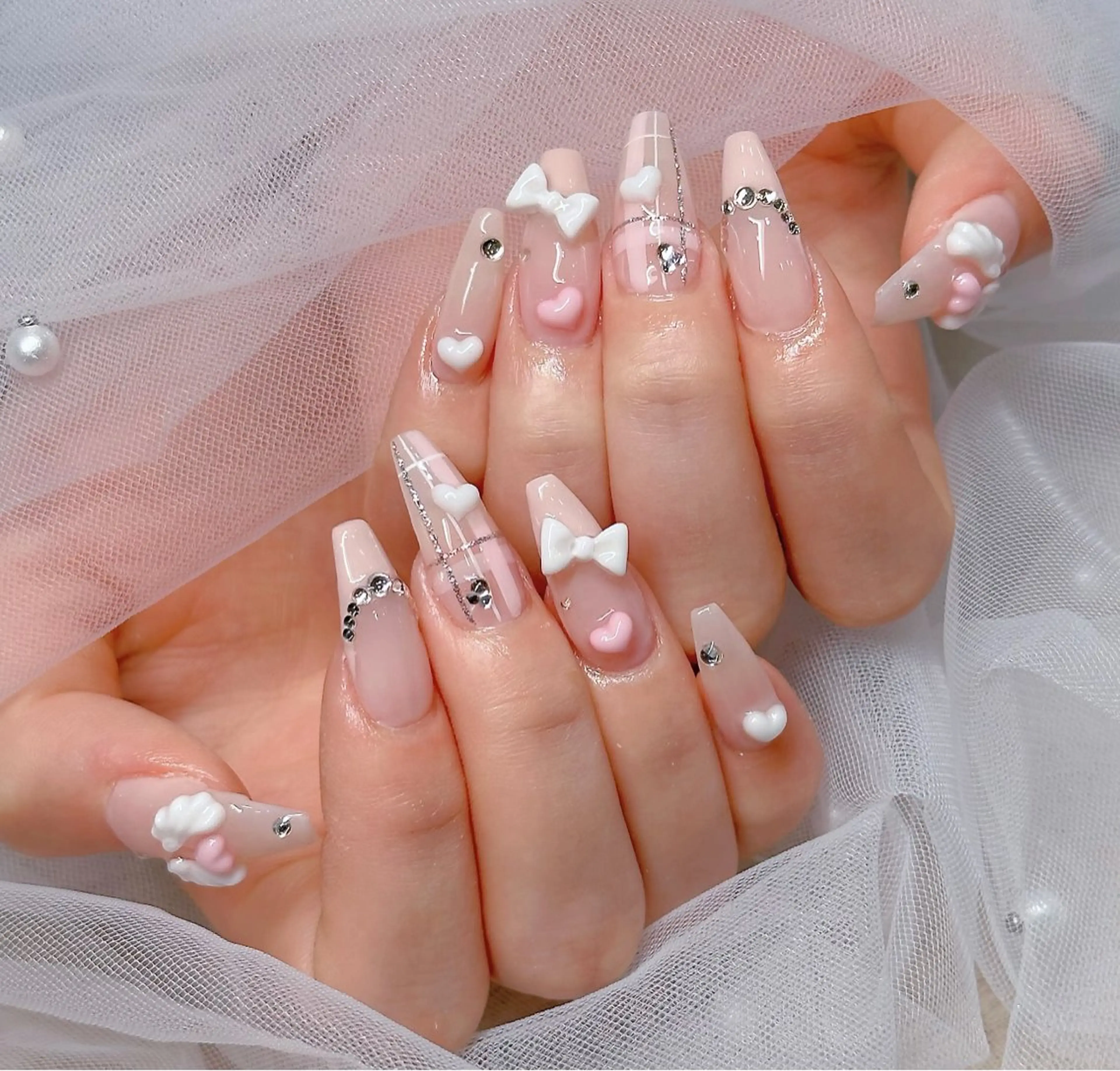 ネイル オーロラネイル ブルー チークネイル フットネイル フレンチネイル ハンドネイル REI NAのネイルデザイン