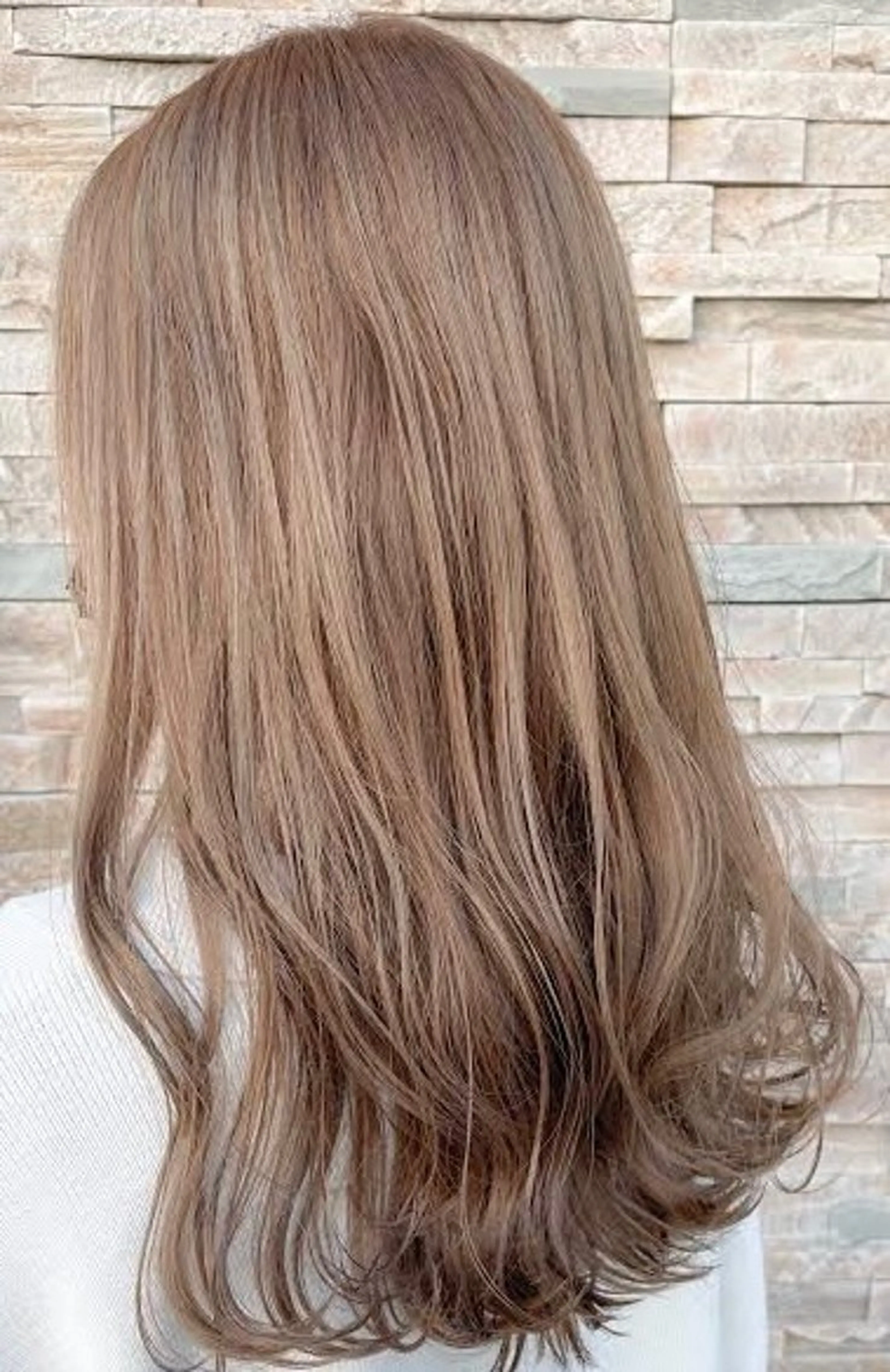 ロング カラー 新宿/レイヤーカット 西澤 ジュンヤのヘアスタイル