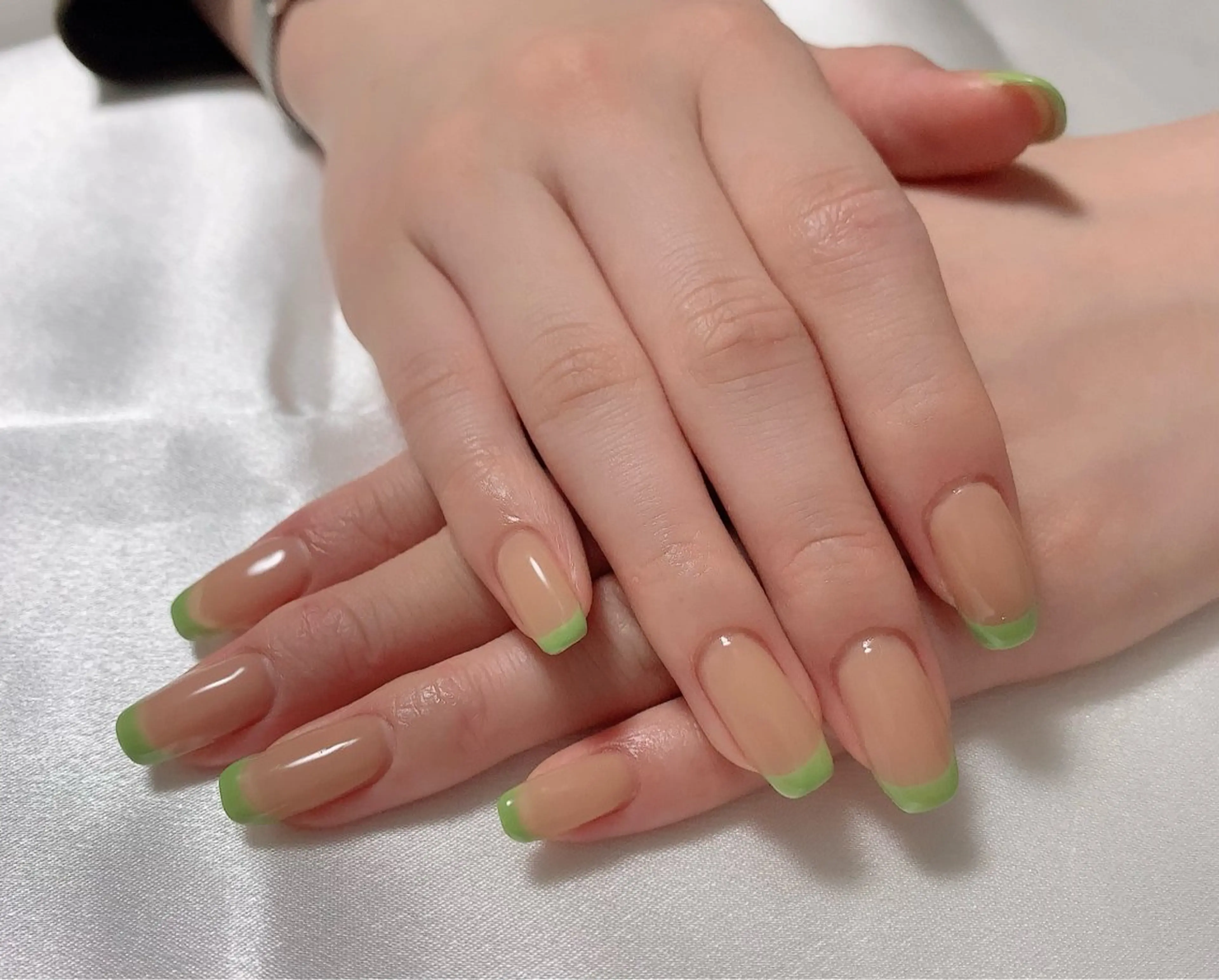 ネイル フレンチネイル グリーン nail lumièreのネイルデザイン