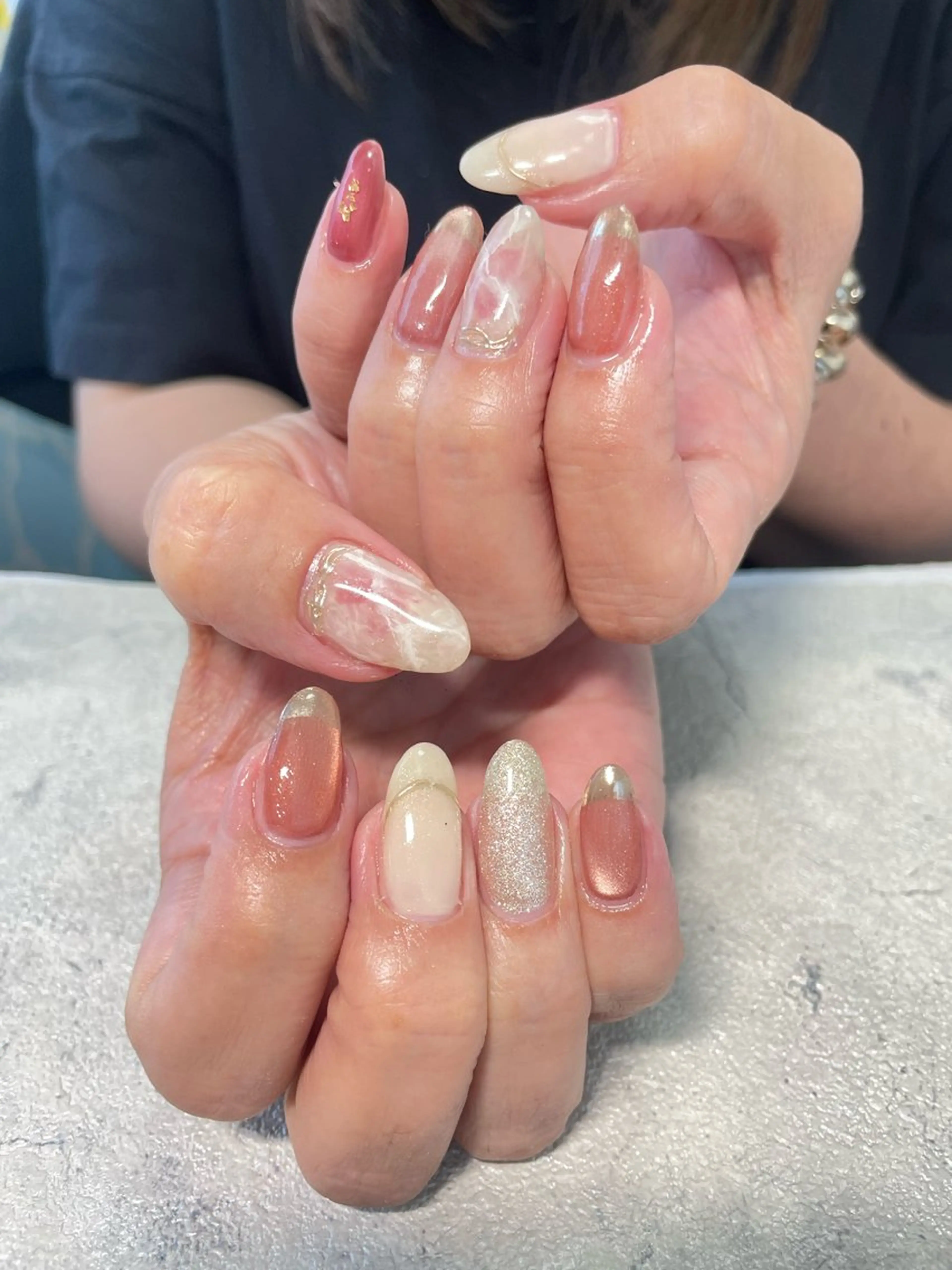 ネイル ニュアンスネイル はるひな ねいるのネイルデザイン