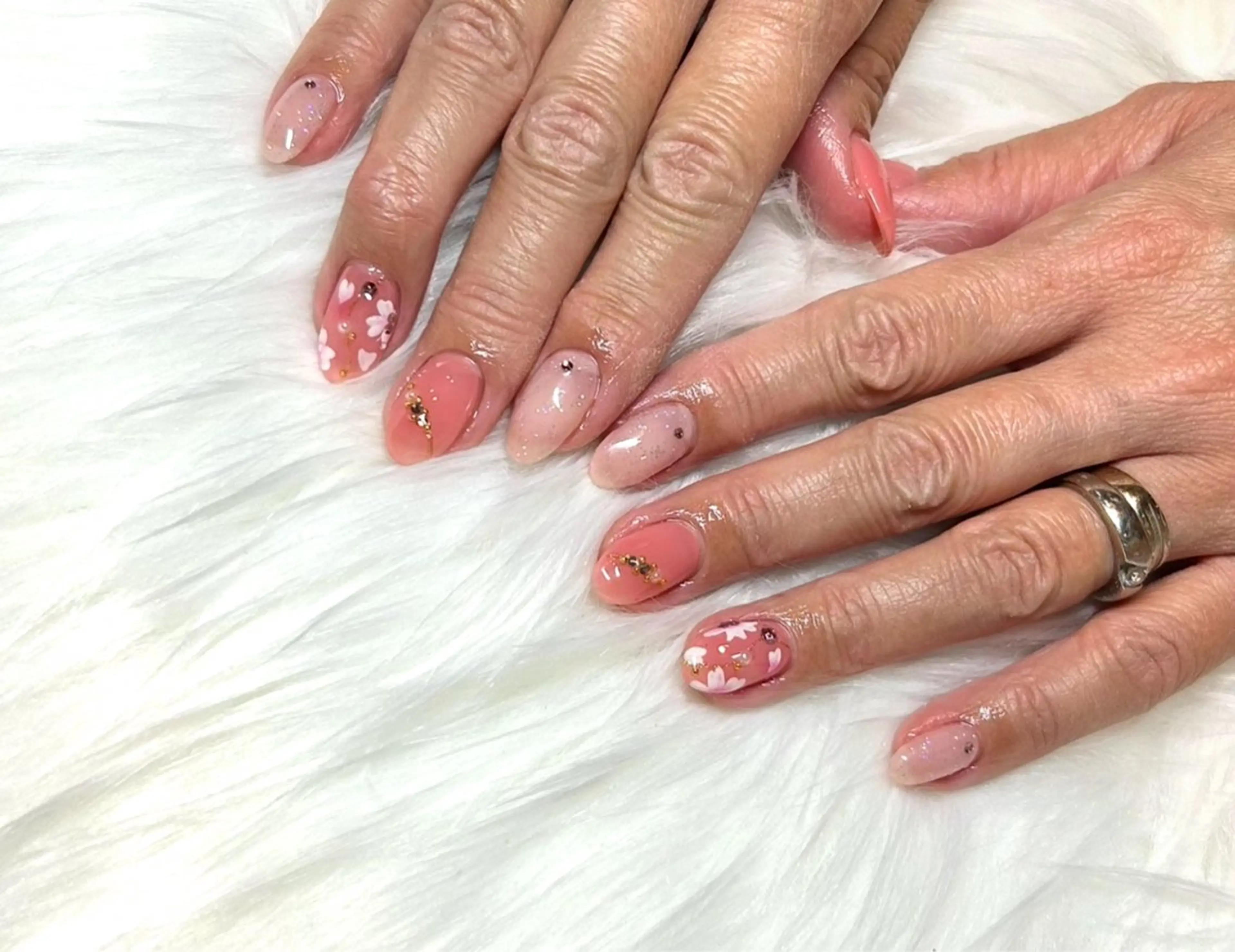 ネイル 持ち込み オフィスネイル ワンカラーネイル シンプルネイル 頑張る女性の味方✴︎ M.i　nail ♡のネイルデザイン