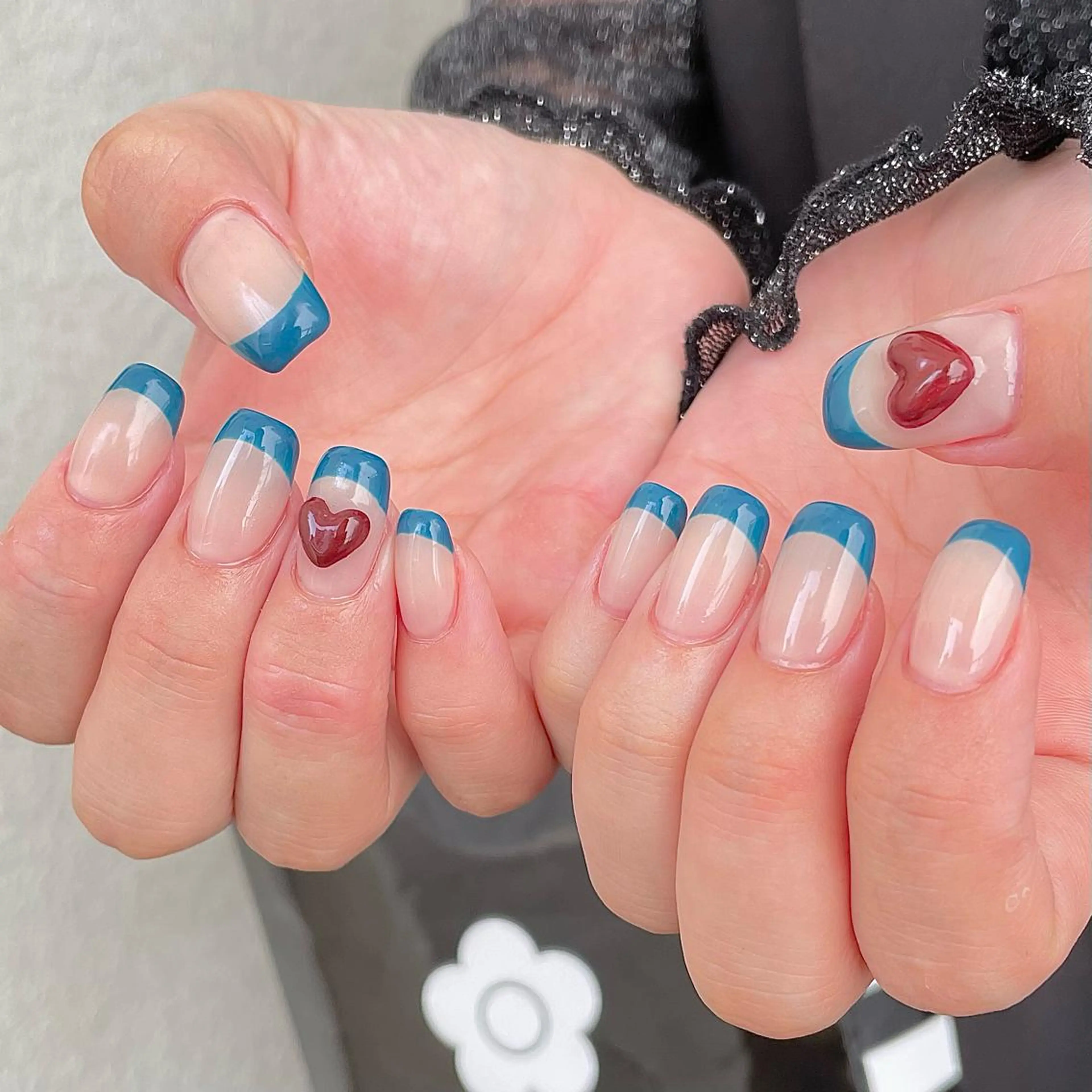 ネイル フレンチネイル ハンドネイル Nailsalon BLOOM🌷 山崎のネイルデザイン